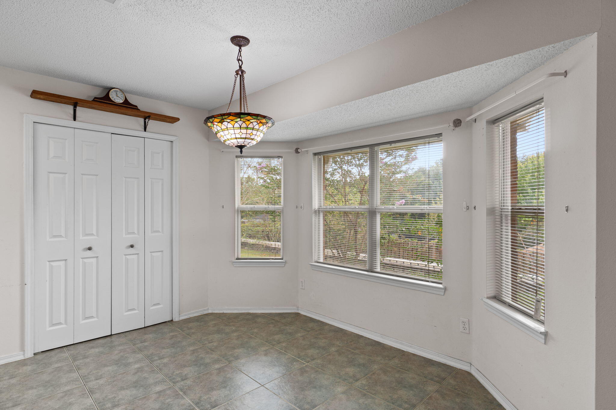 NORTHVIEW ESTATES 7TH ADDN - Residential