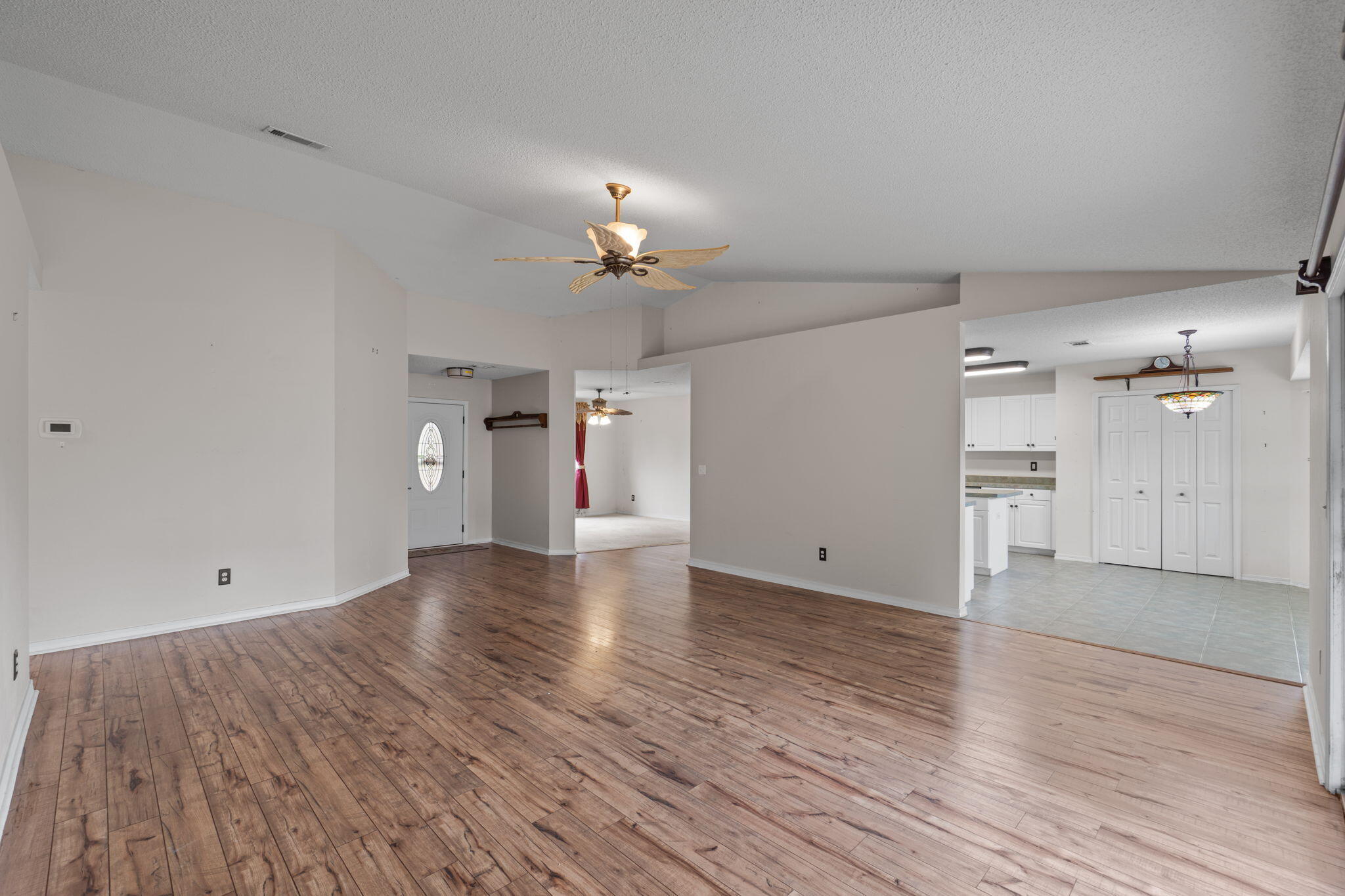 NORTHVIEW ESTATES 7TH ADDN - Residential