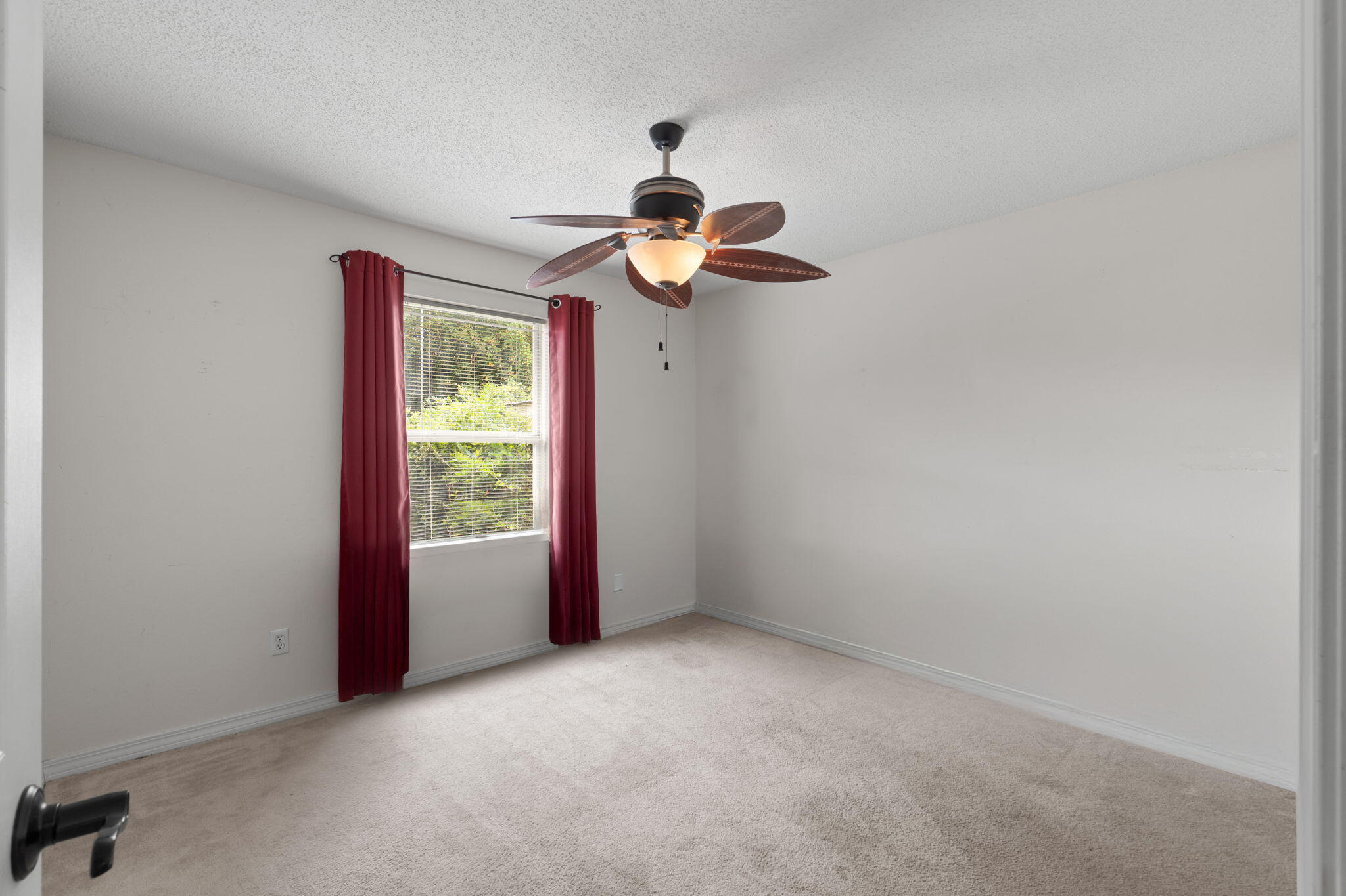 NORTHVIEW ESTATES 7TH ADDN - Residential