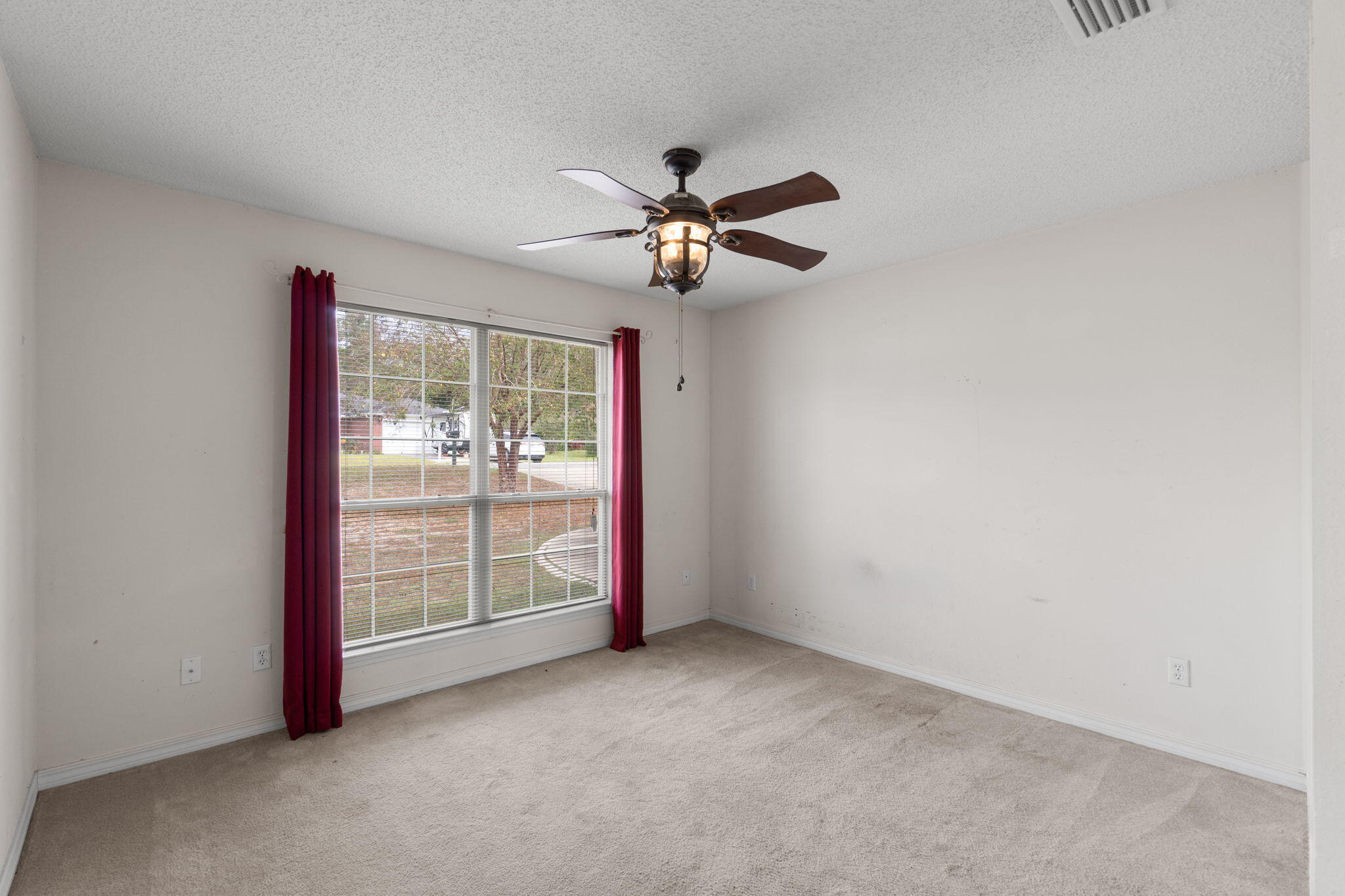 NORTHVIEW ESTATES 7TH ADDN - Residential