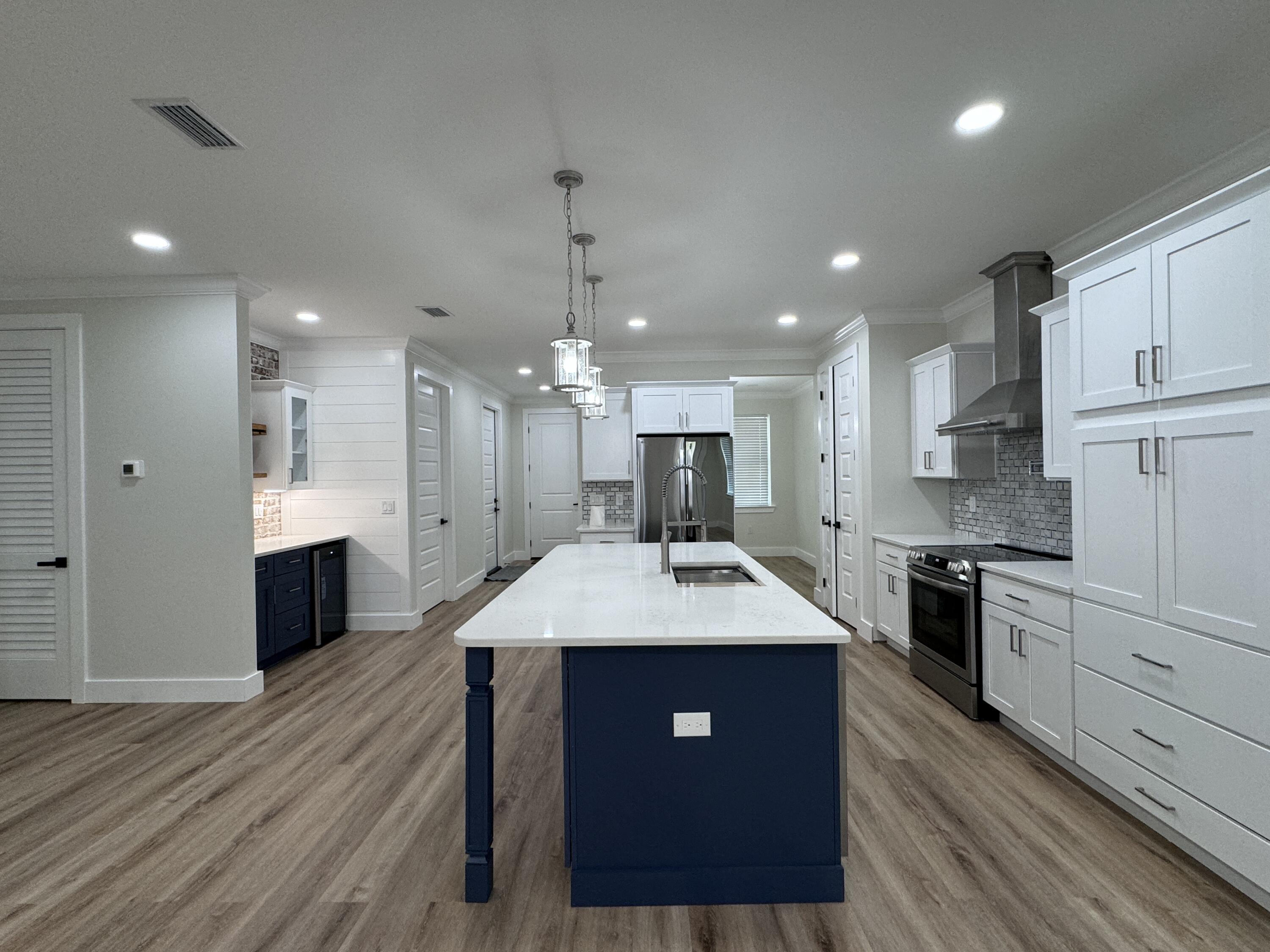 VILLA TASSO TOWN OF - Residential Lease