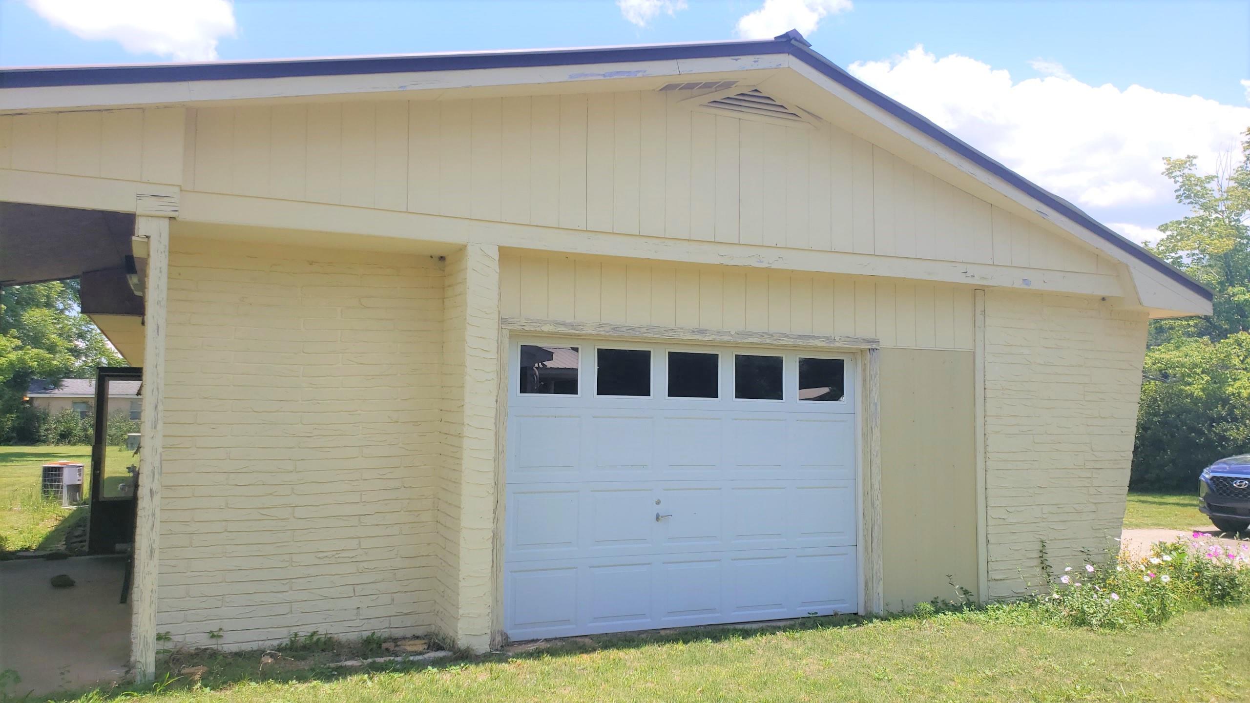 OAKDALE M/F - Residential