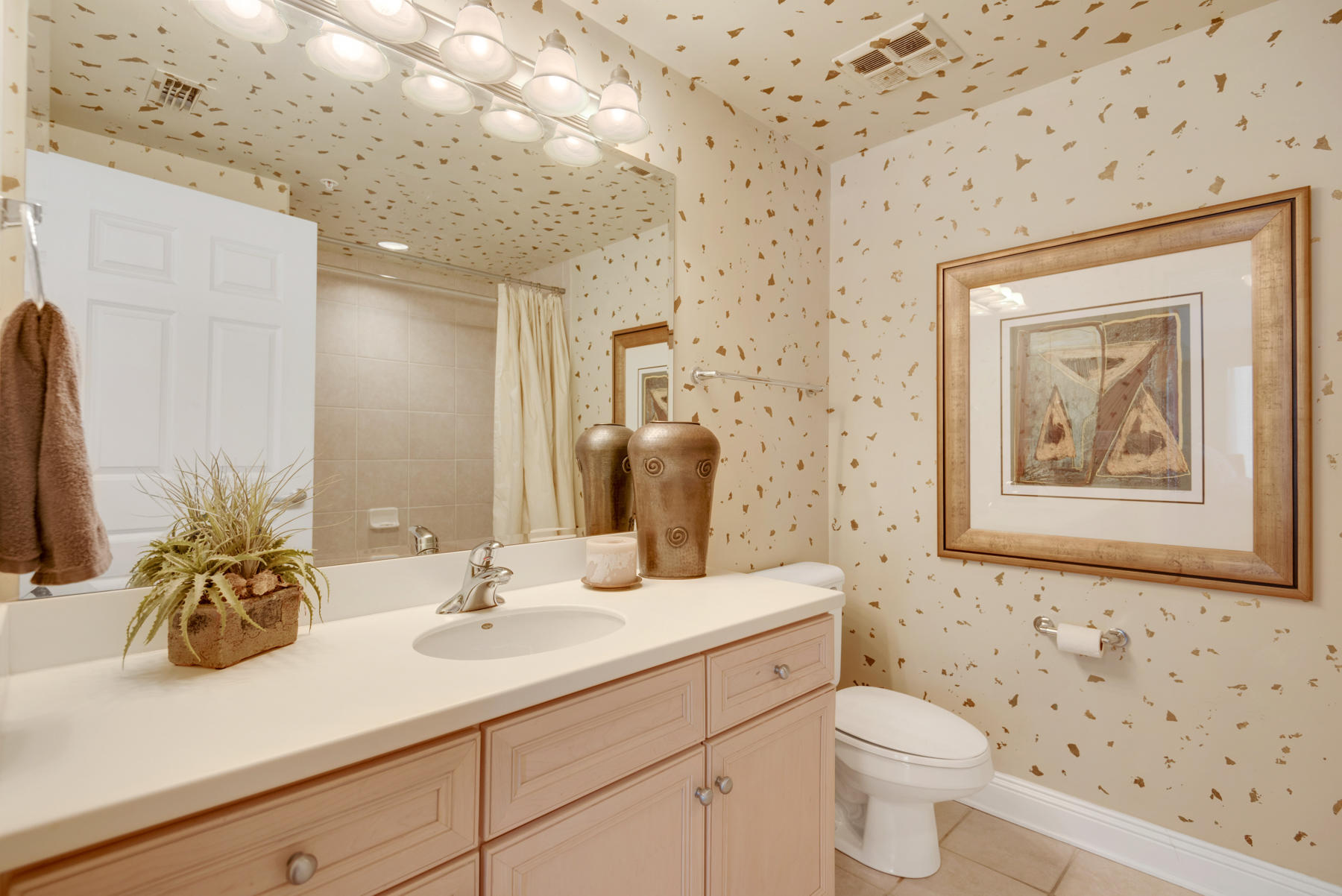 ONE BEACH CLUB DRIVE - Residential