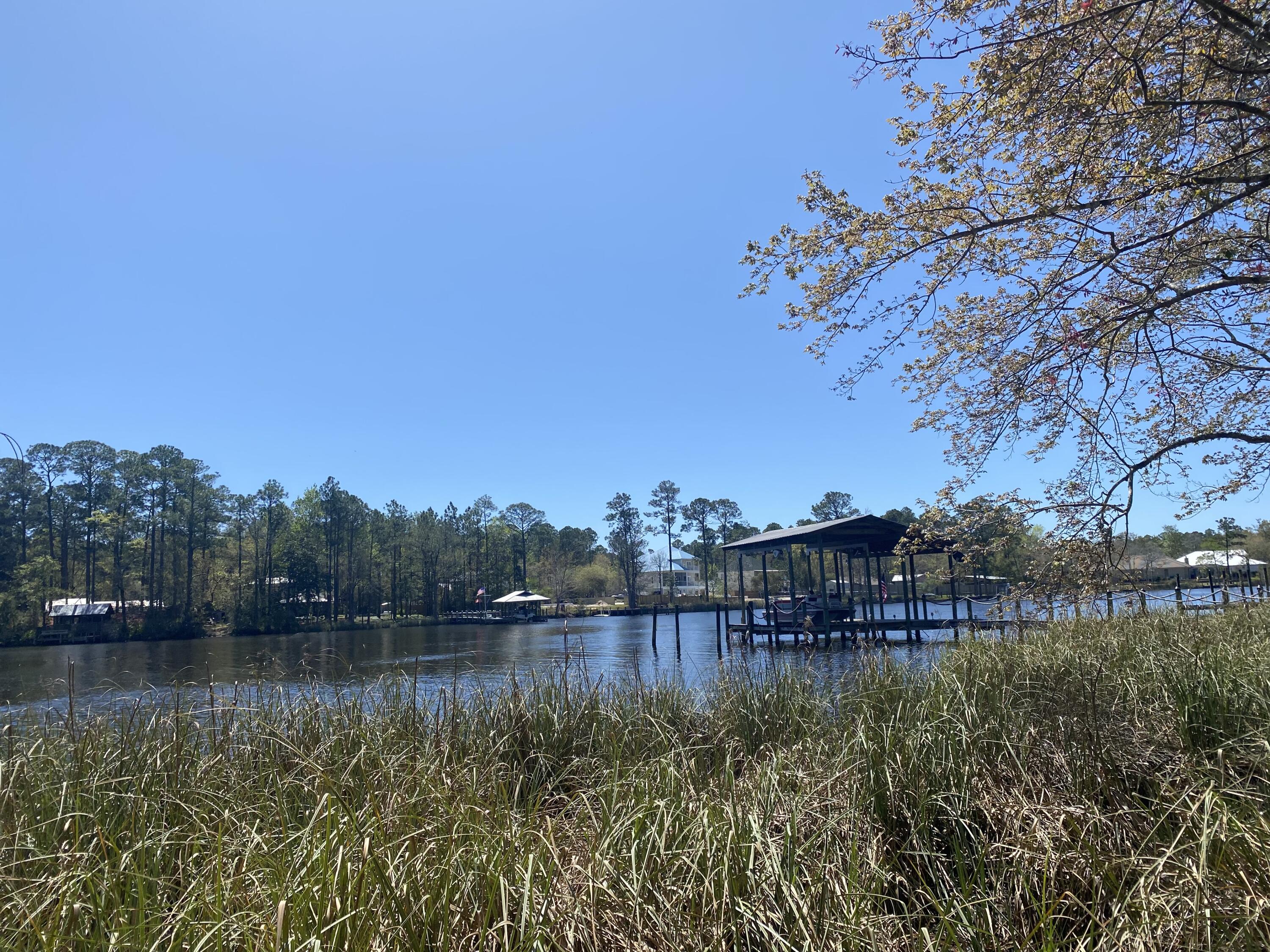 UNREC S/D IN GOV LOT 4 POWELLS UNRECD - Land