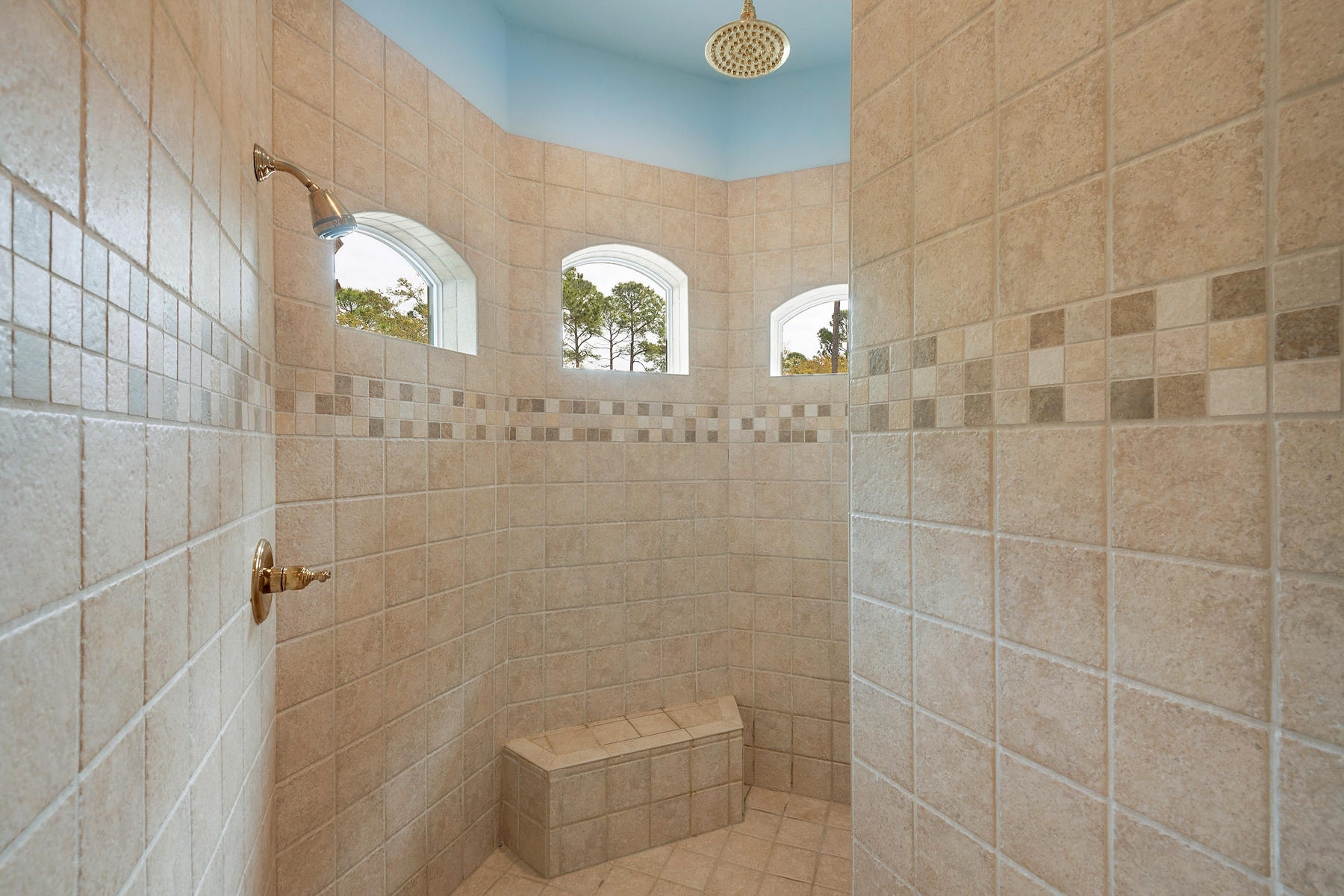 BURNT PINE - Residential