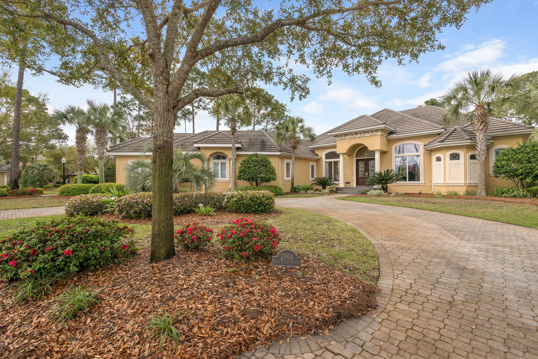 BURNT PINE - Residential