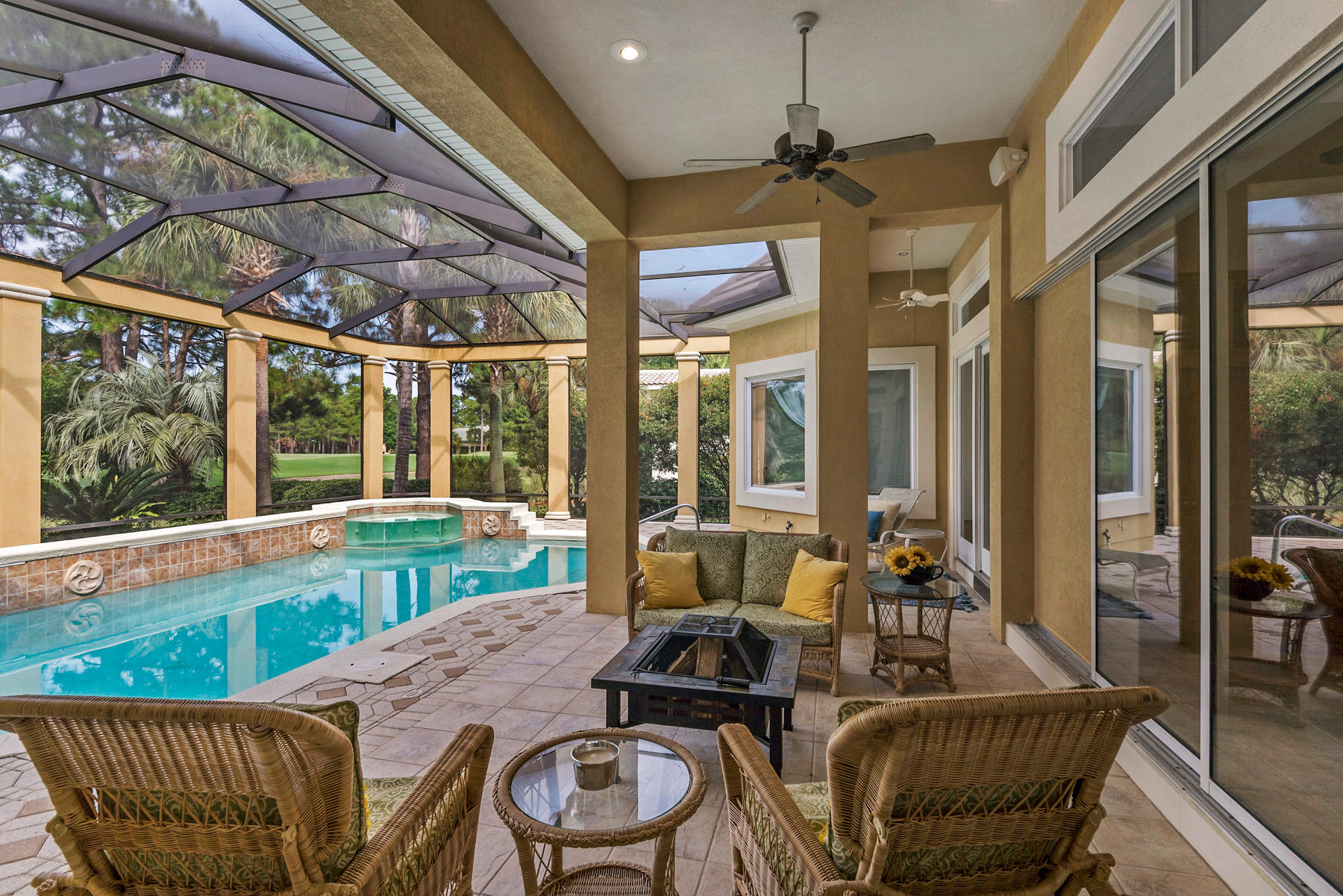 BURNT PINE - Residential