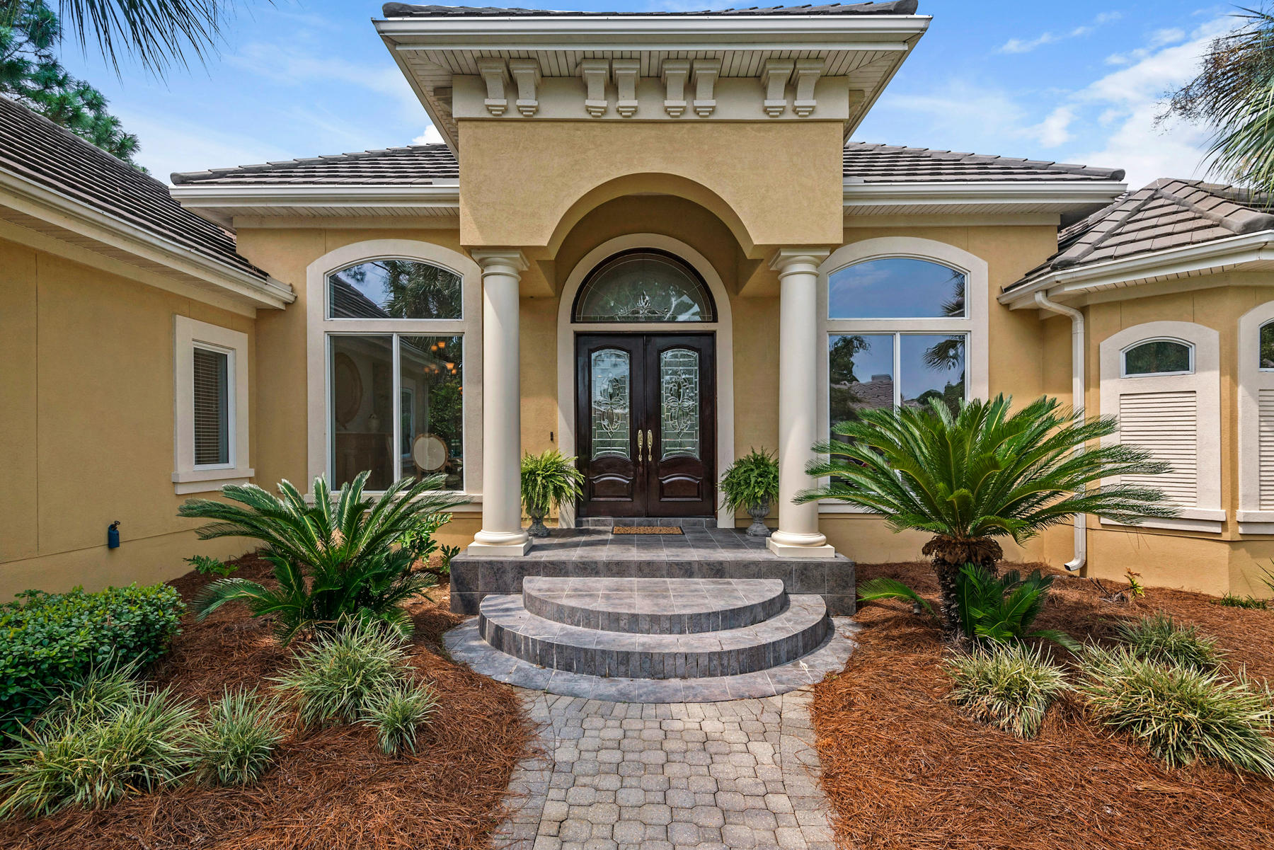 BURNT PINE - Residential