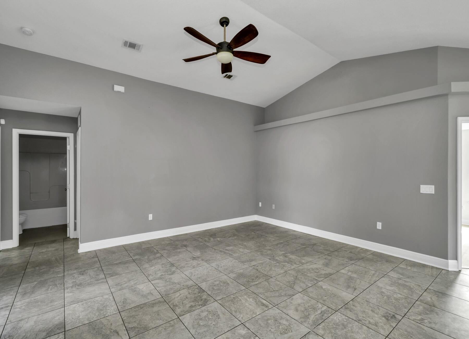 NAVARRE S/D 2ND ADDN - Residential