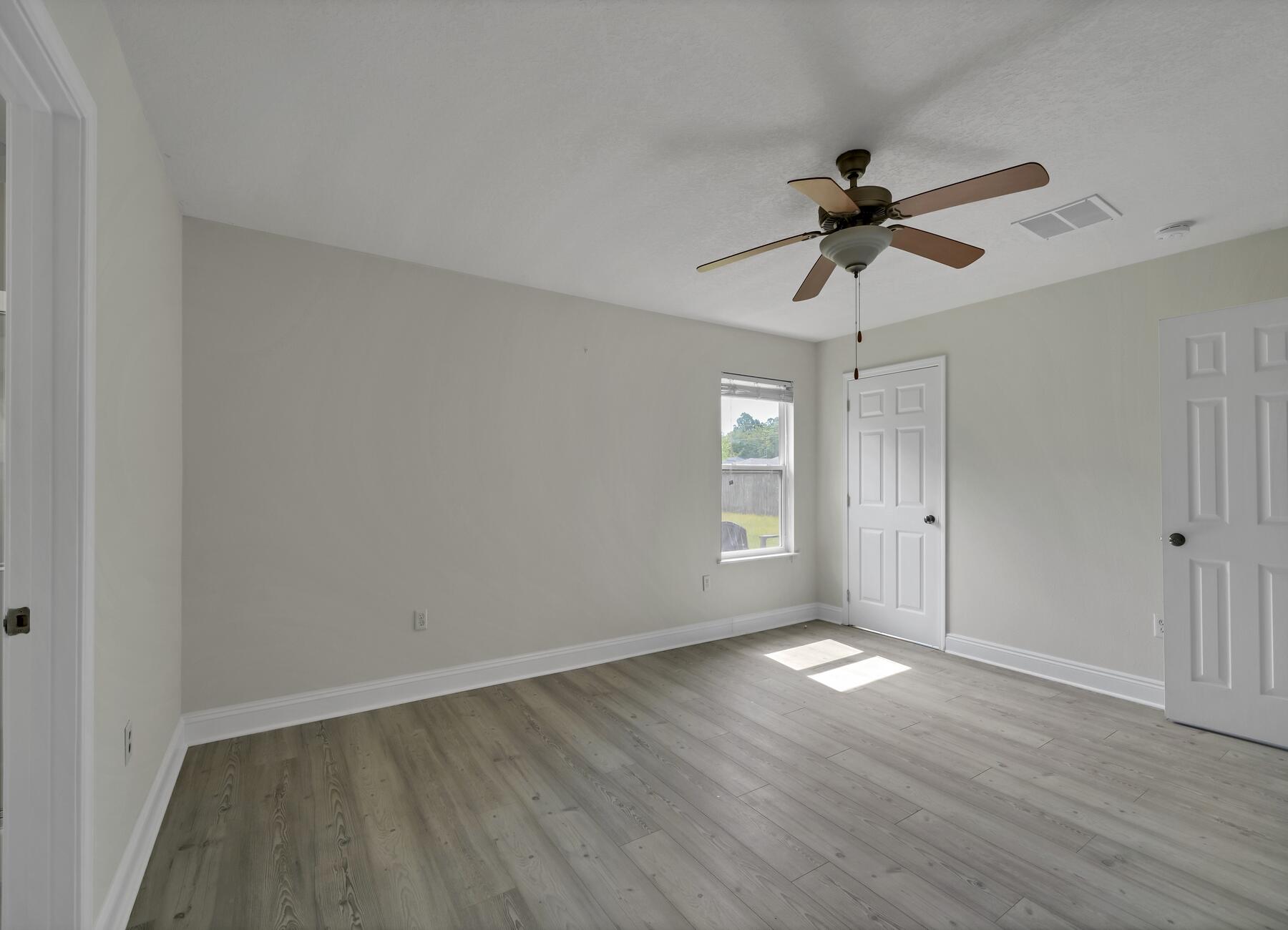 NAVARRE S/D 2ND ADDN - Residential