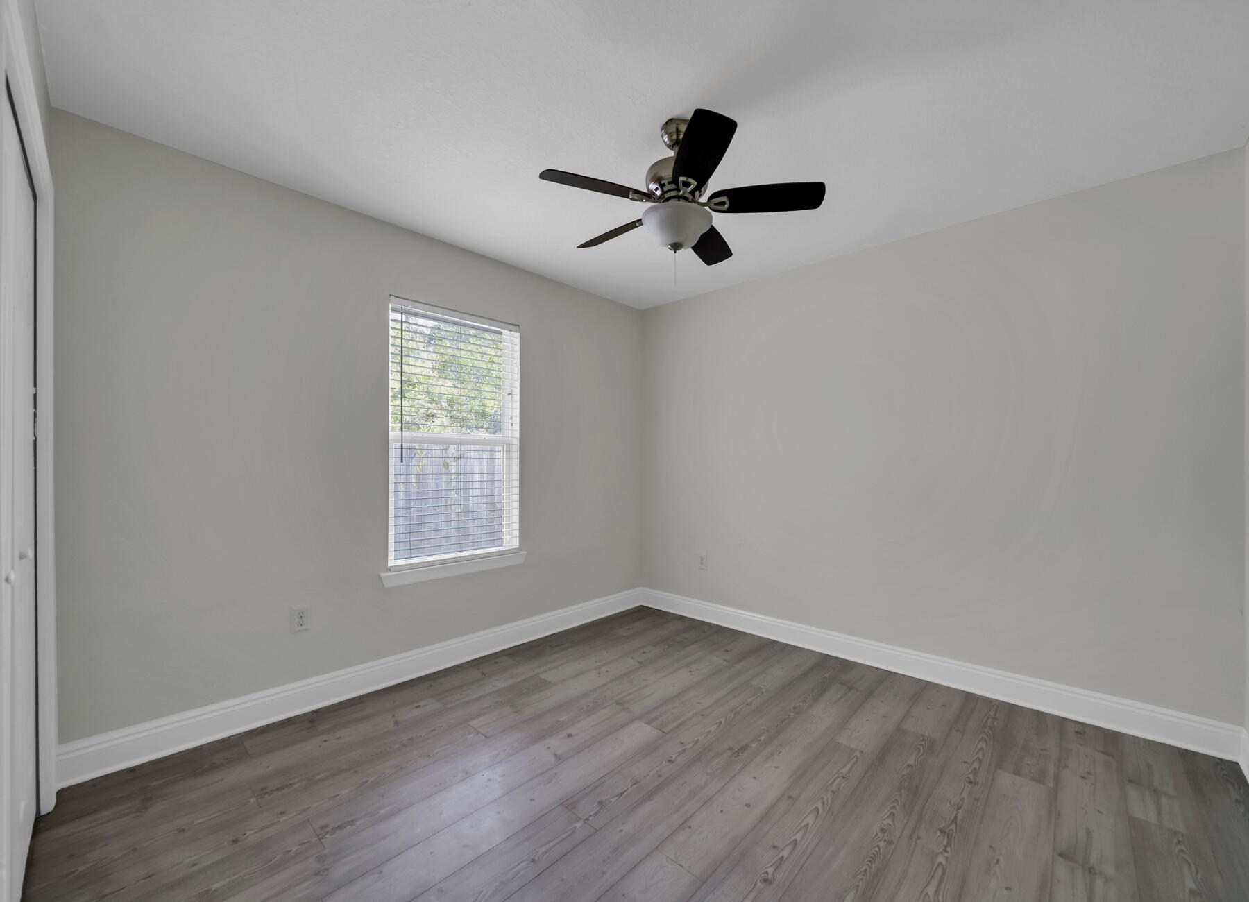 NAVARRE S/D 2ND ADDN - Residential