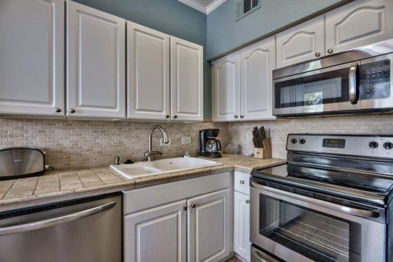 GULF PLACE CABANAS CONDO - Residential Lease