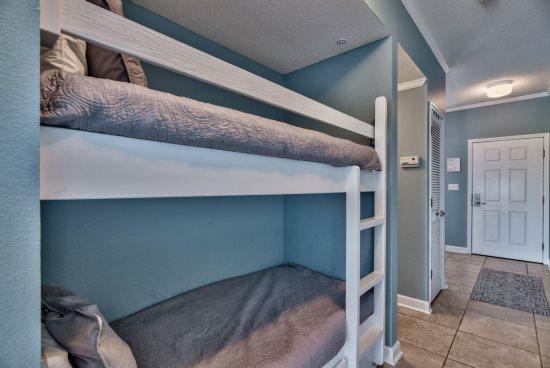 GULF PLACE CABANAS CONDO - Residential Lease