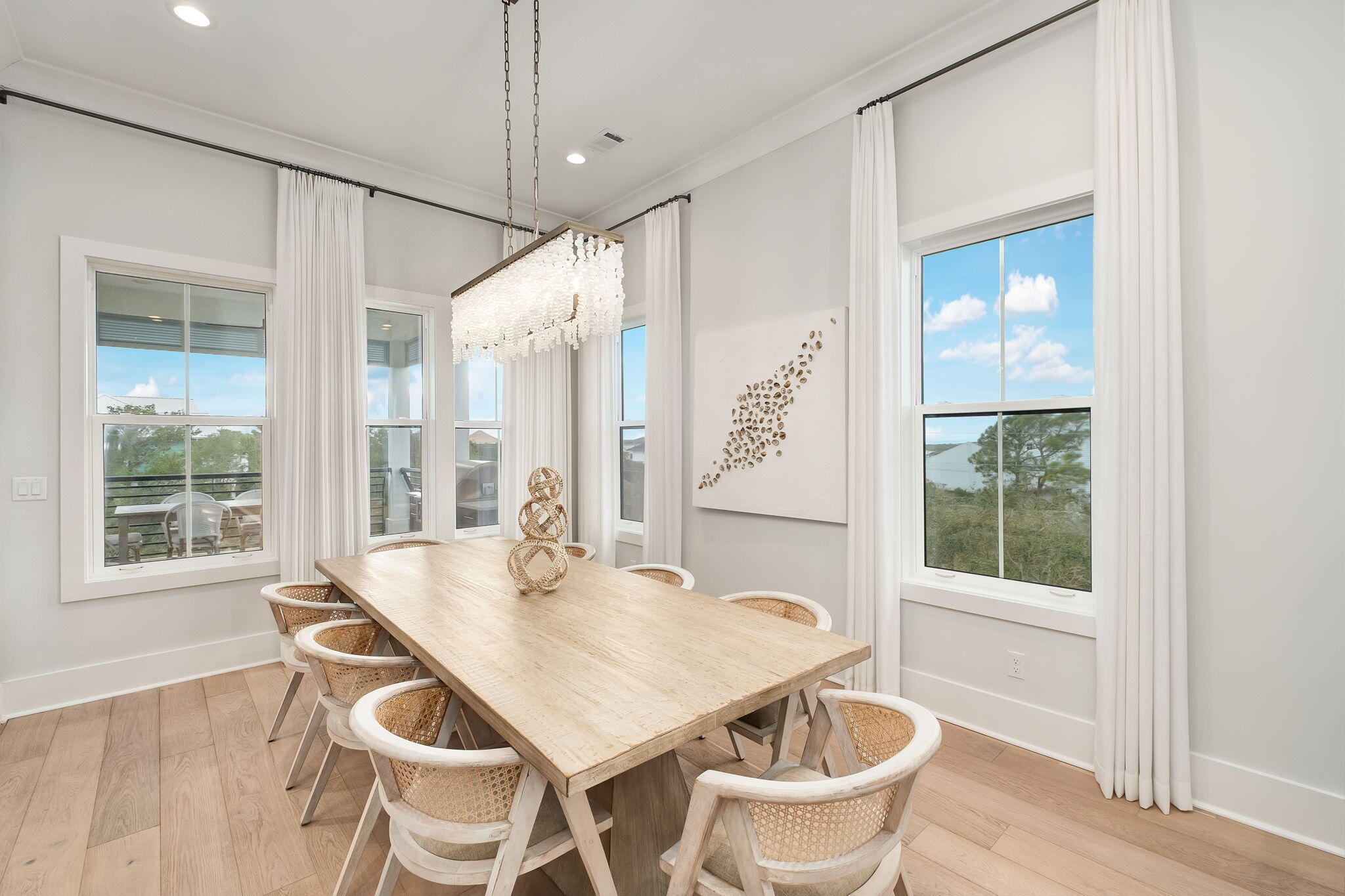 BEACH HIGHLAND - Residential