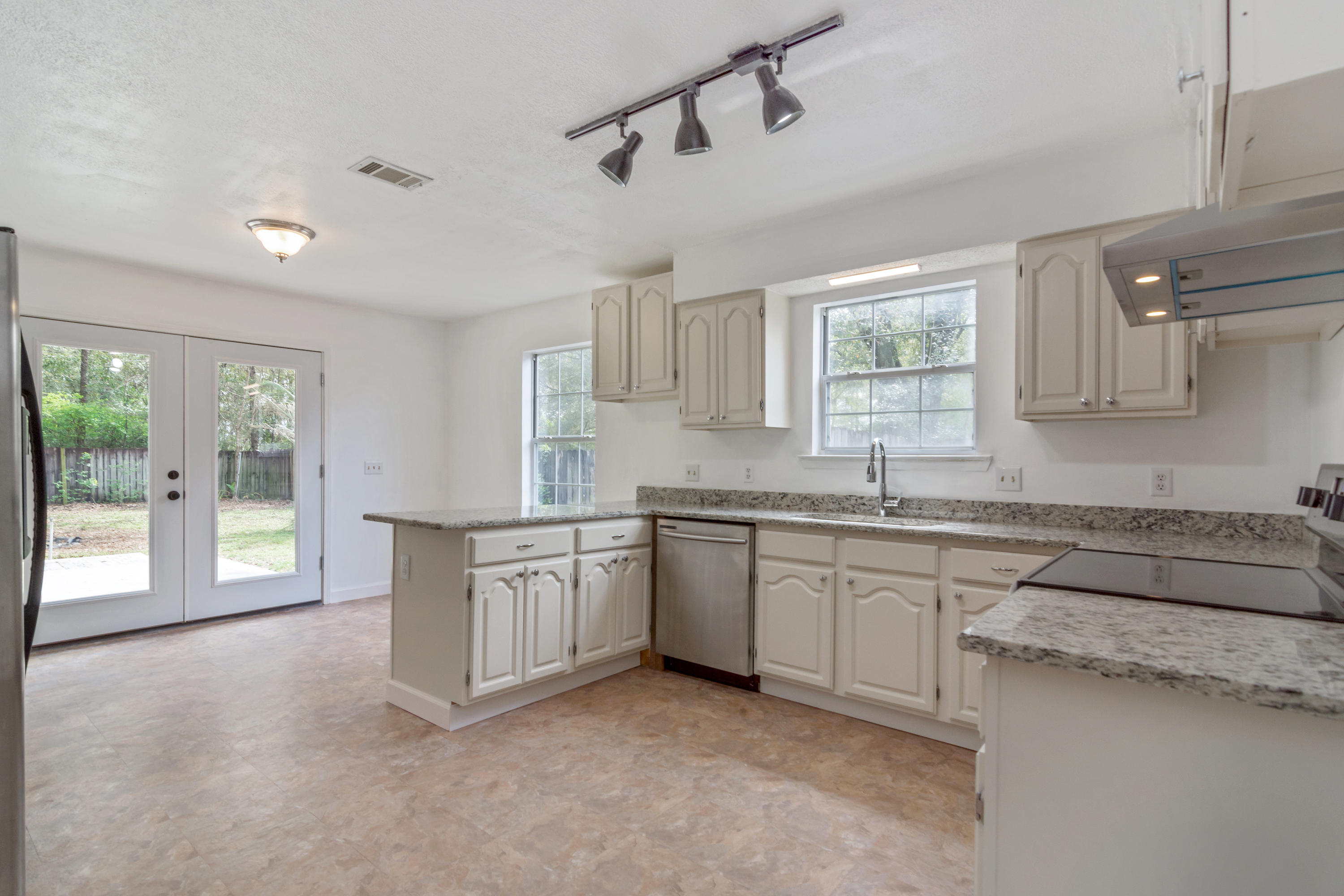 KINGS CROSSING PH 2 - Residential