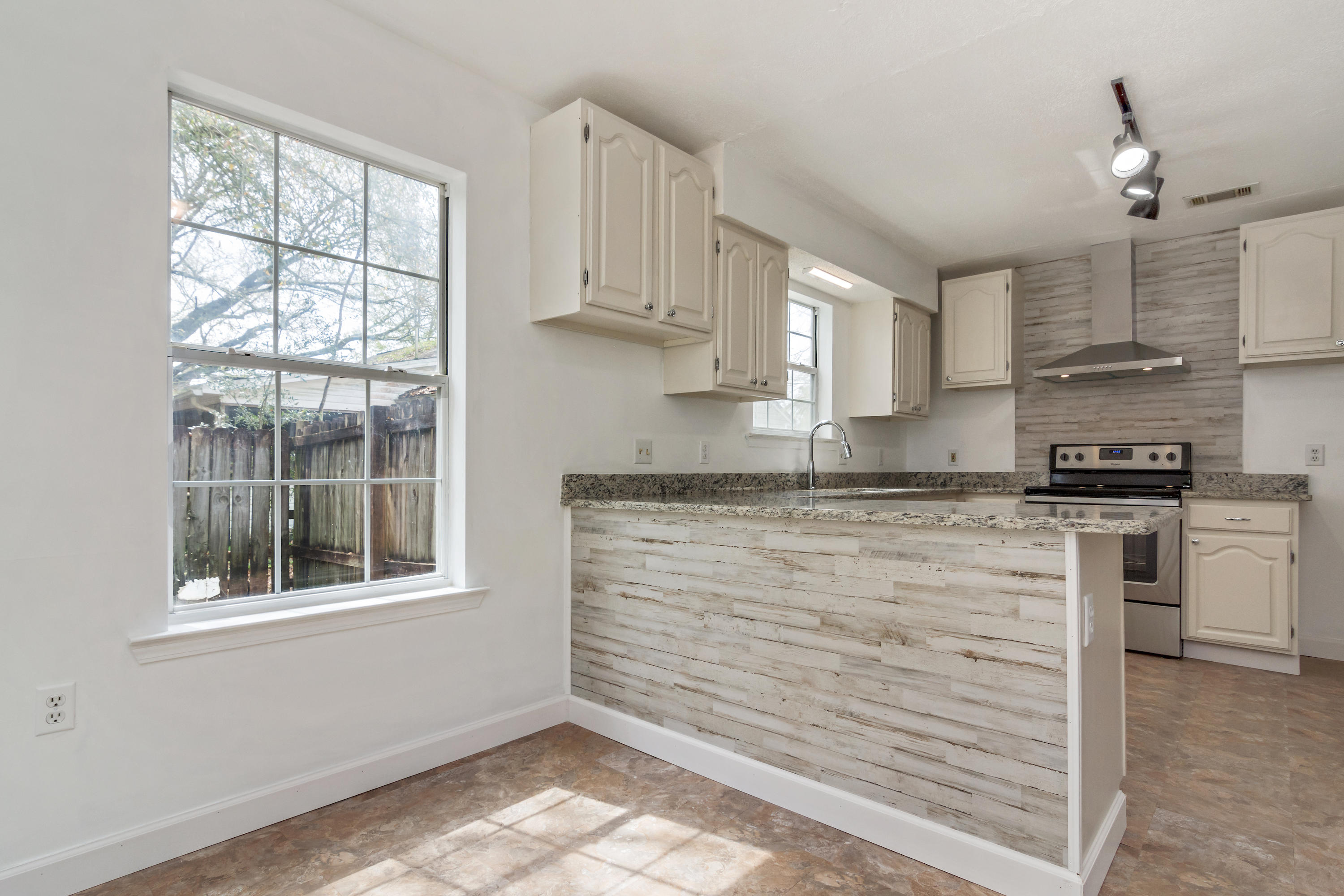 KINGS CROSSING PH 2 - Residential