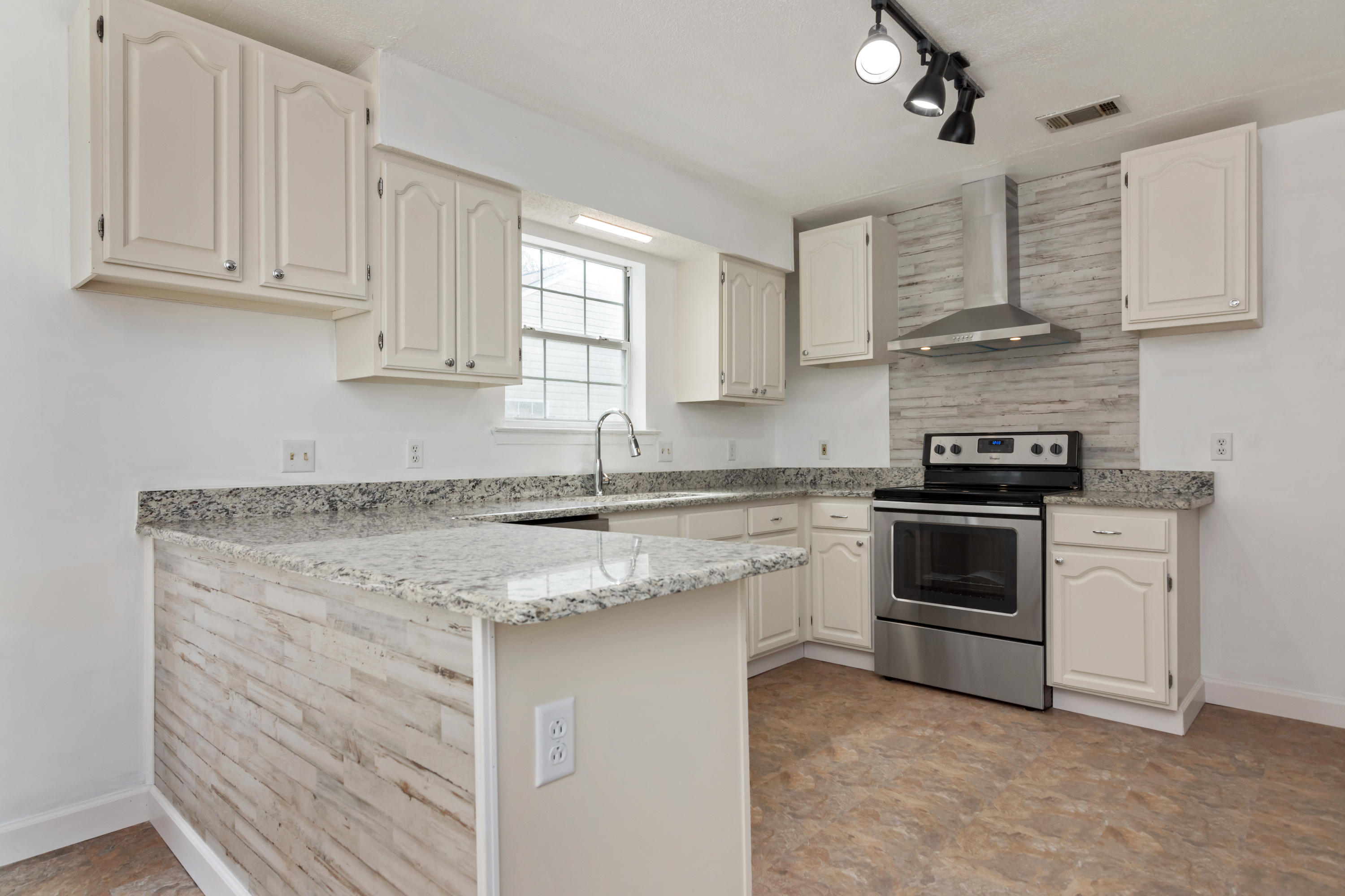 KINGS CROSSING PH 2 - Residential