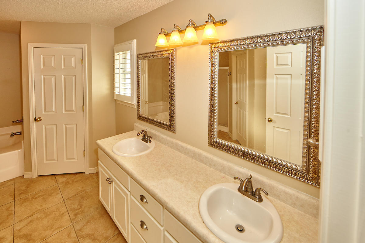 CREETWOOD PLACE - Residential