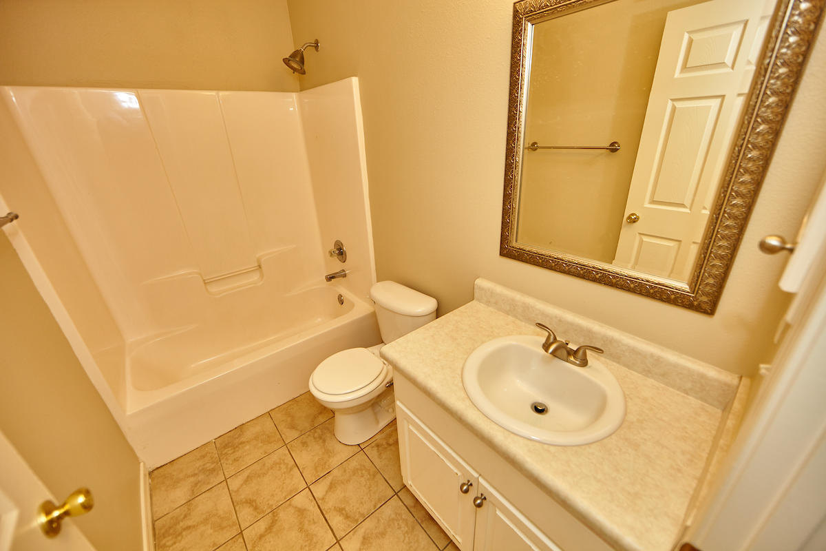 CREETWOOD PLACE - Residential