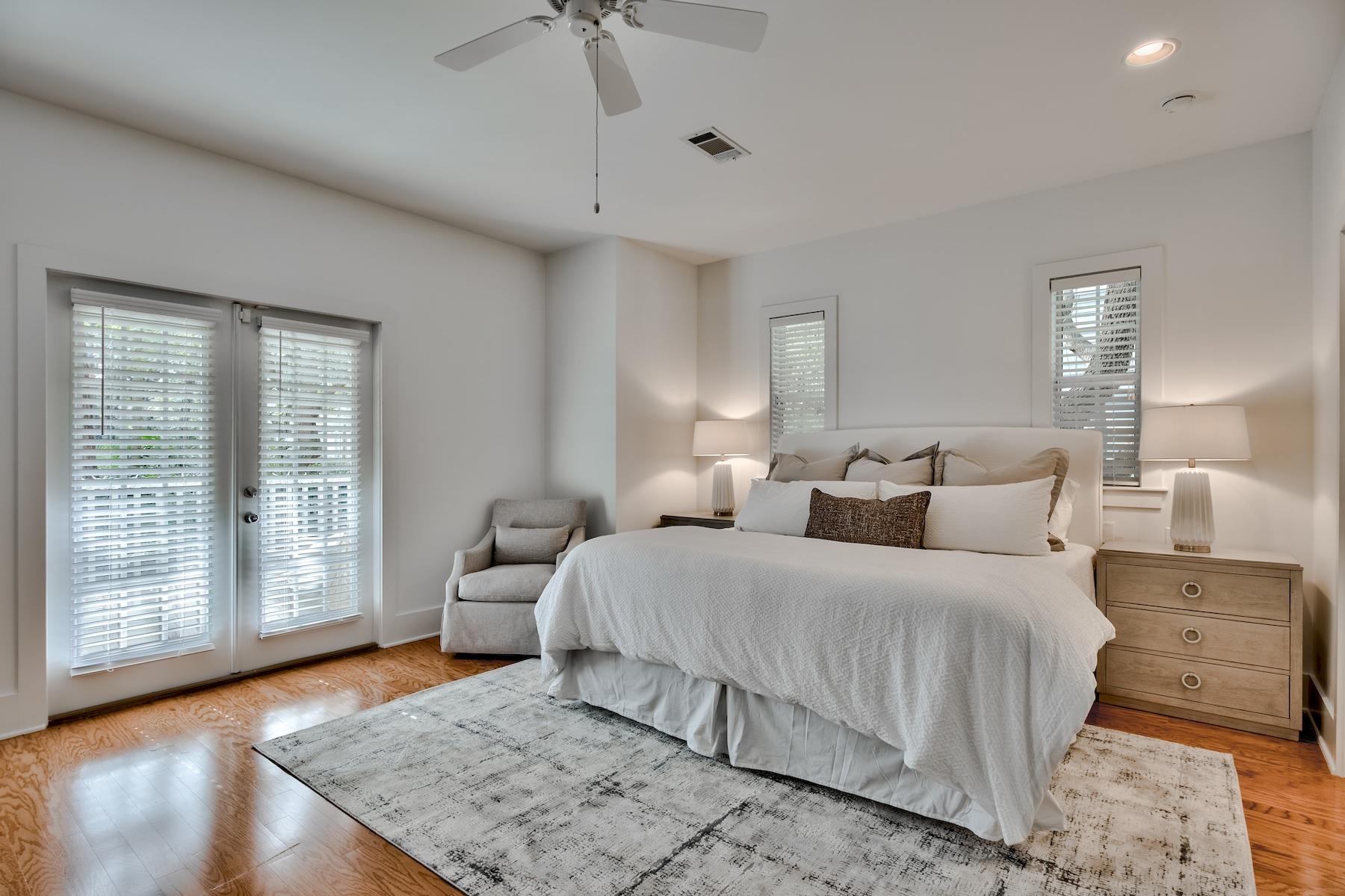 SEAGROVE 3RD ADDN - Residential