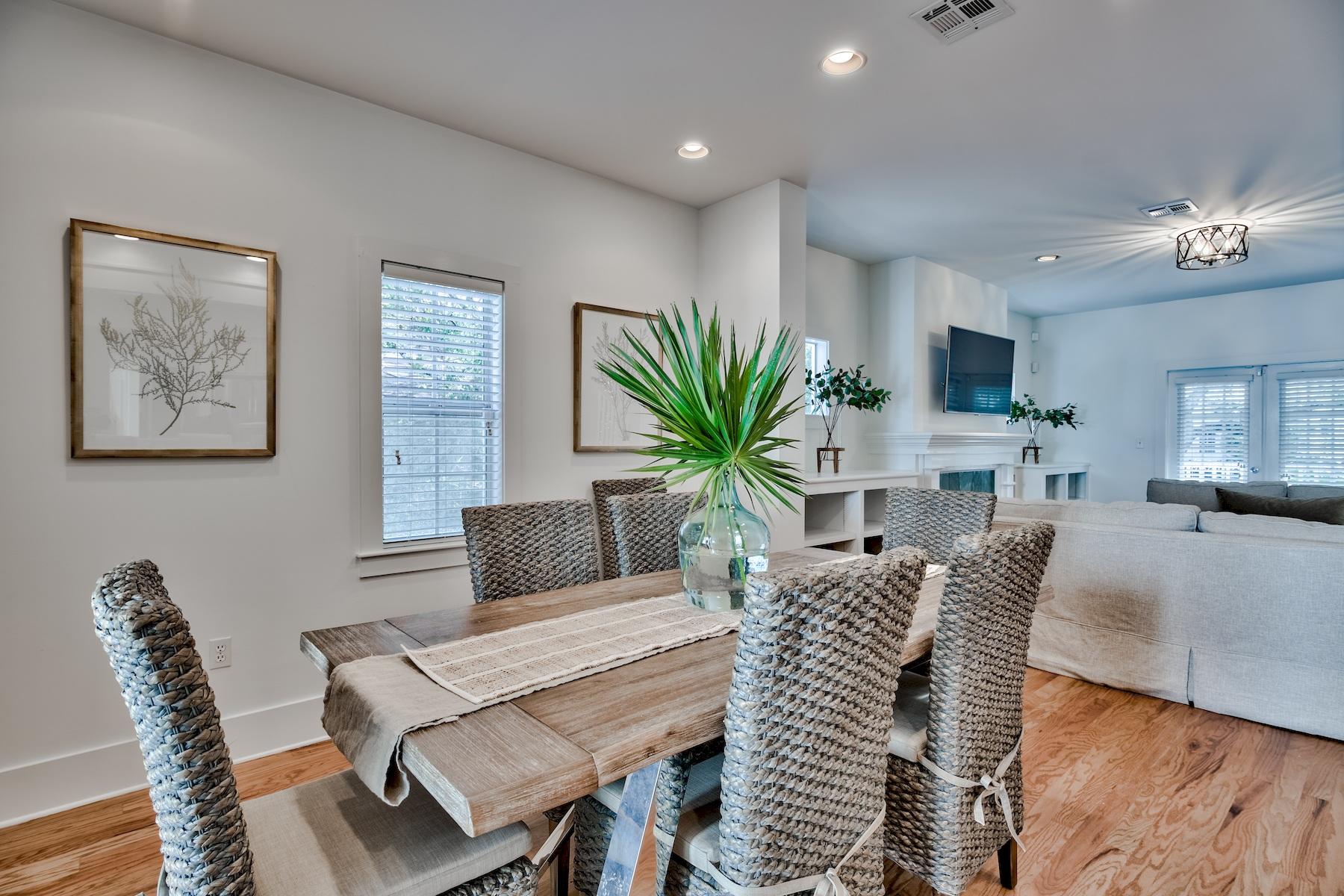 SEAGROVE 3RD ADDN - Residential