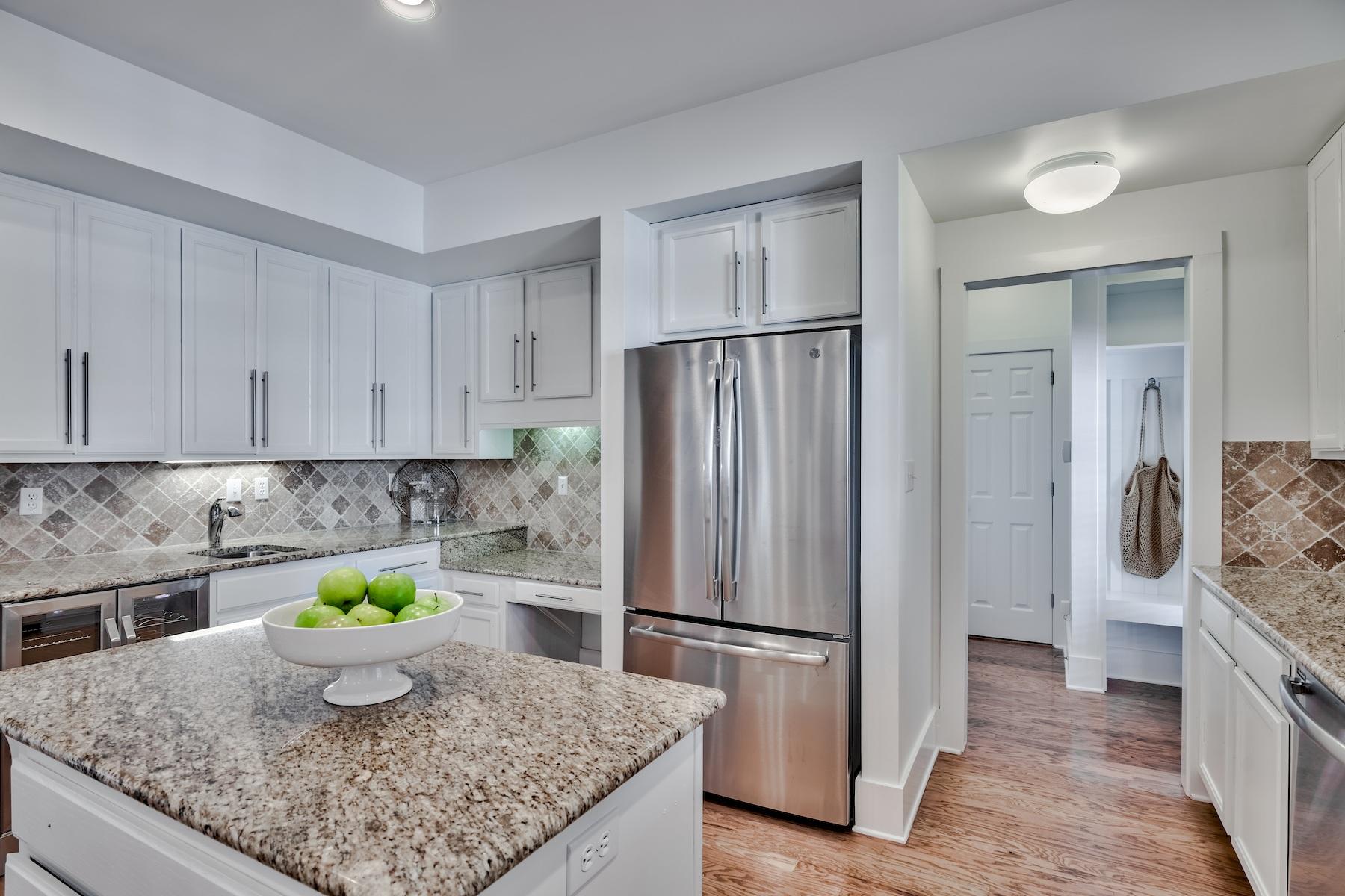 SEAGROVE 3RD ADDN - Residential