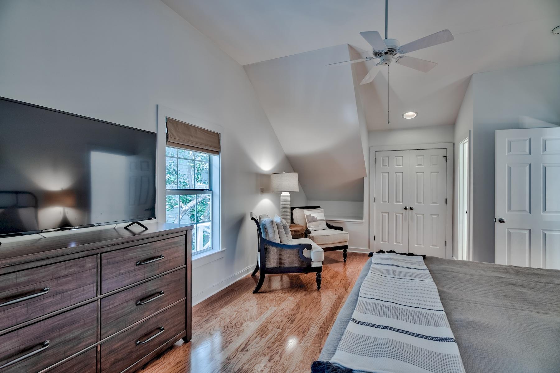 SEAGROVE 3RD ADDN - Residential