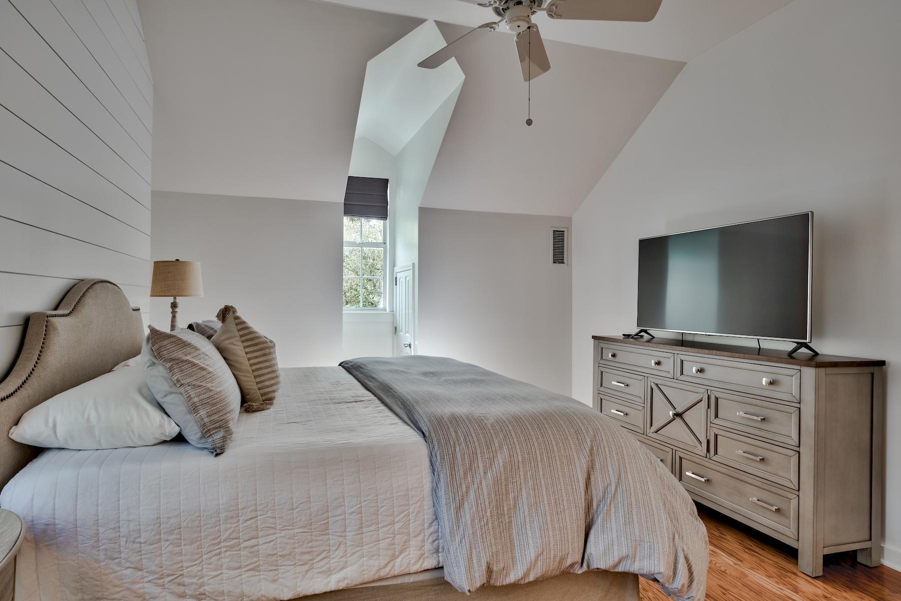 SEAGROVE 3RD ADDN - Residential