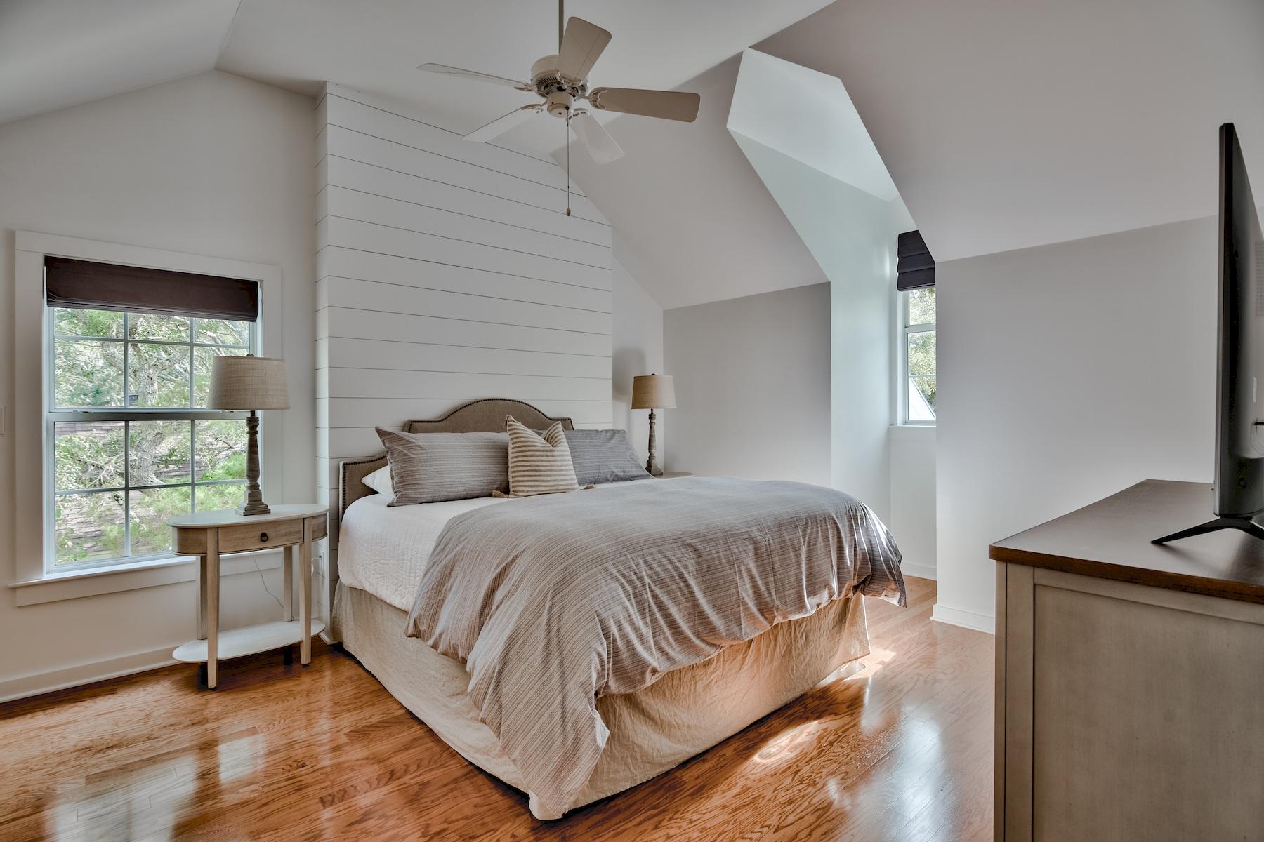 SEAGROVE 3RD ADDN - Residential