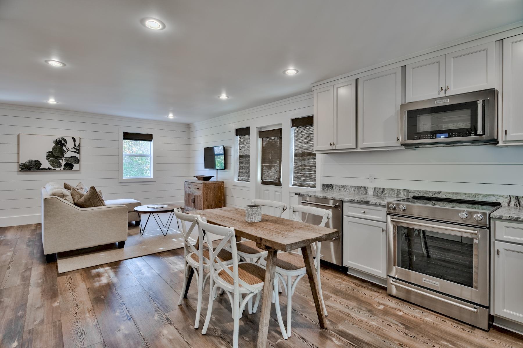 SEAGROVE 3RD ADDN - Residential