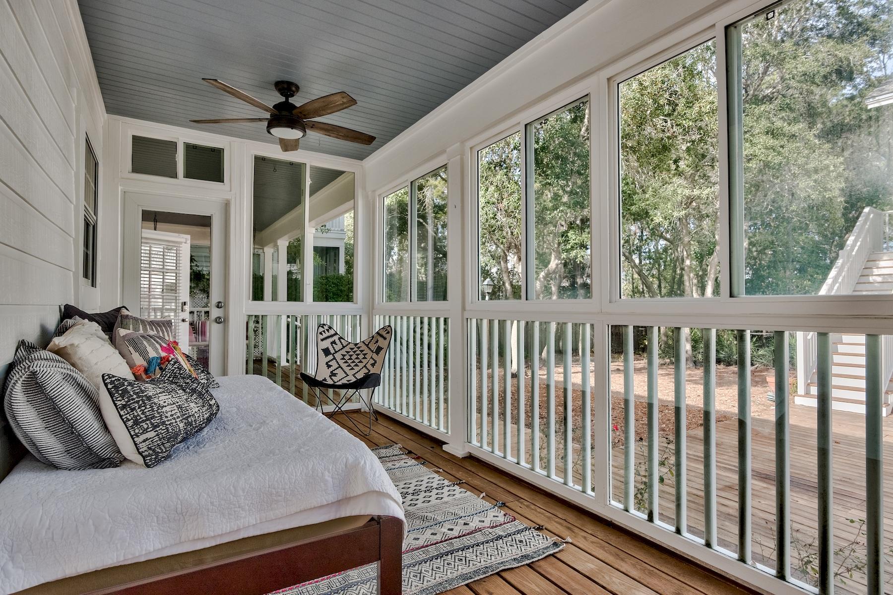 SEAGROVE 3RD ADDN - Residential