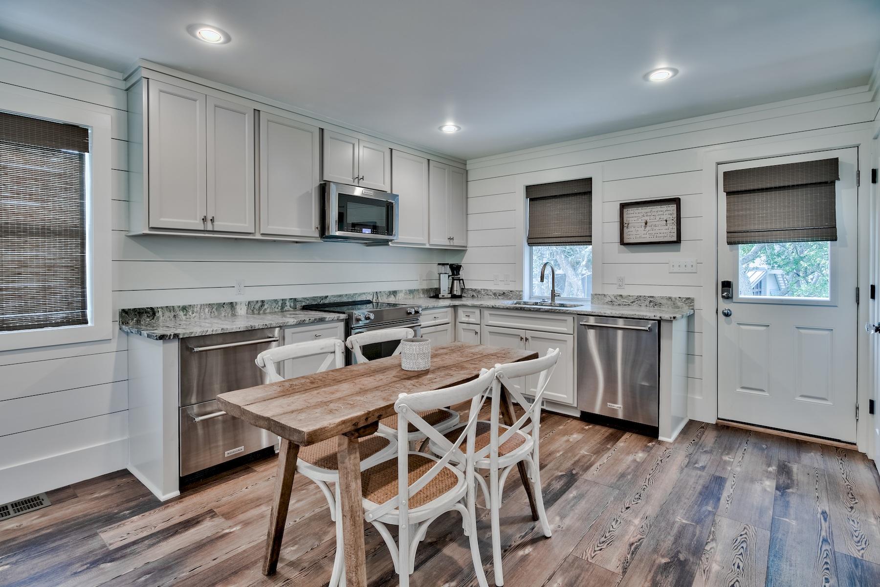 SEAGROVE 3RD ADDN - Residential