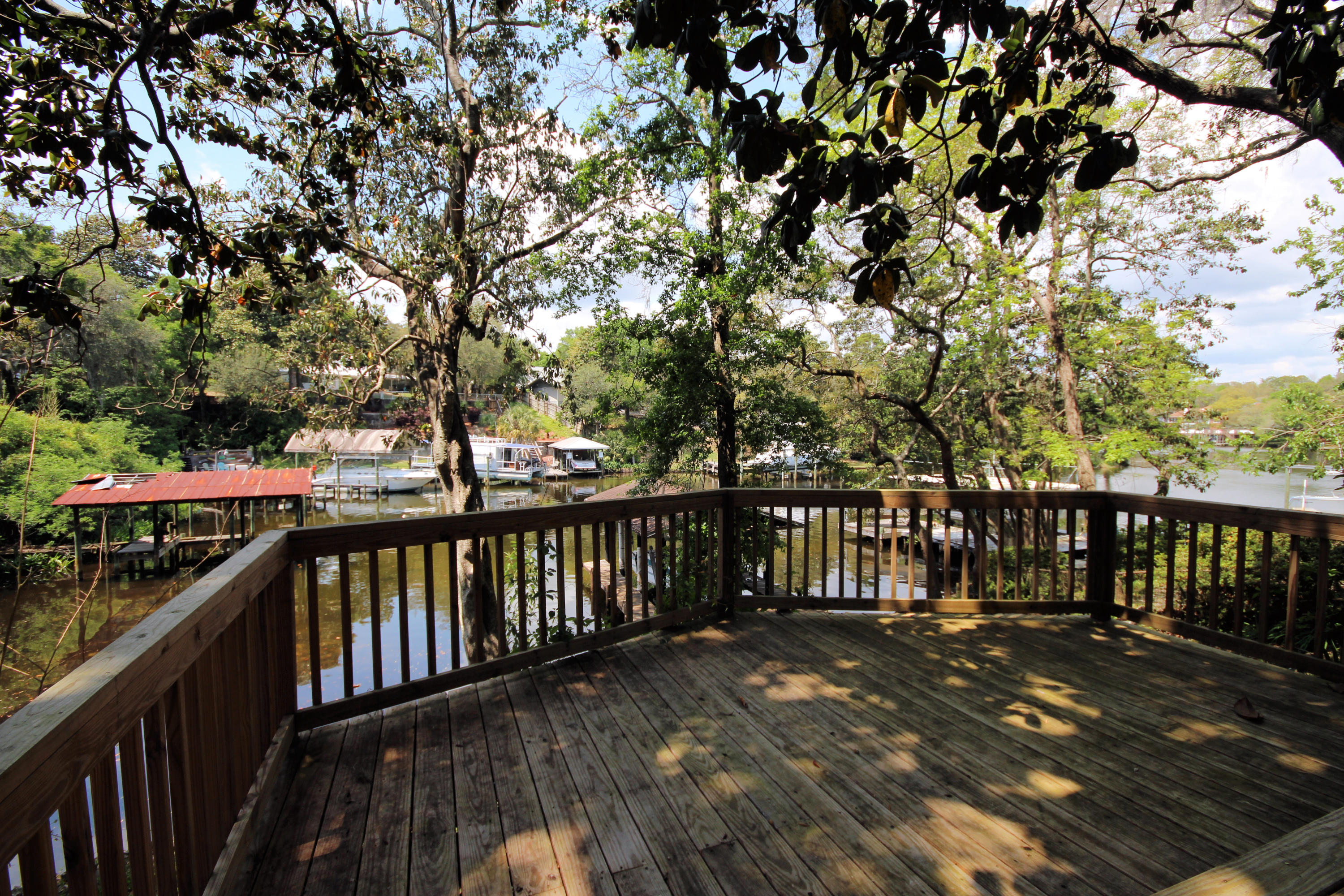 MAGNOLIA MANOR - Residential