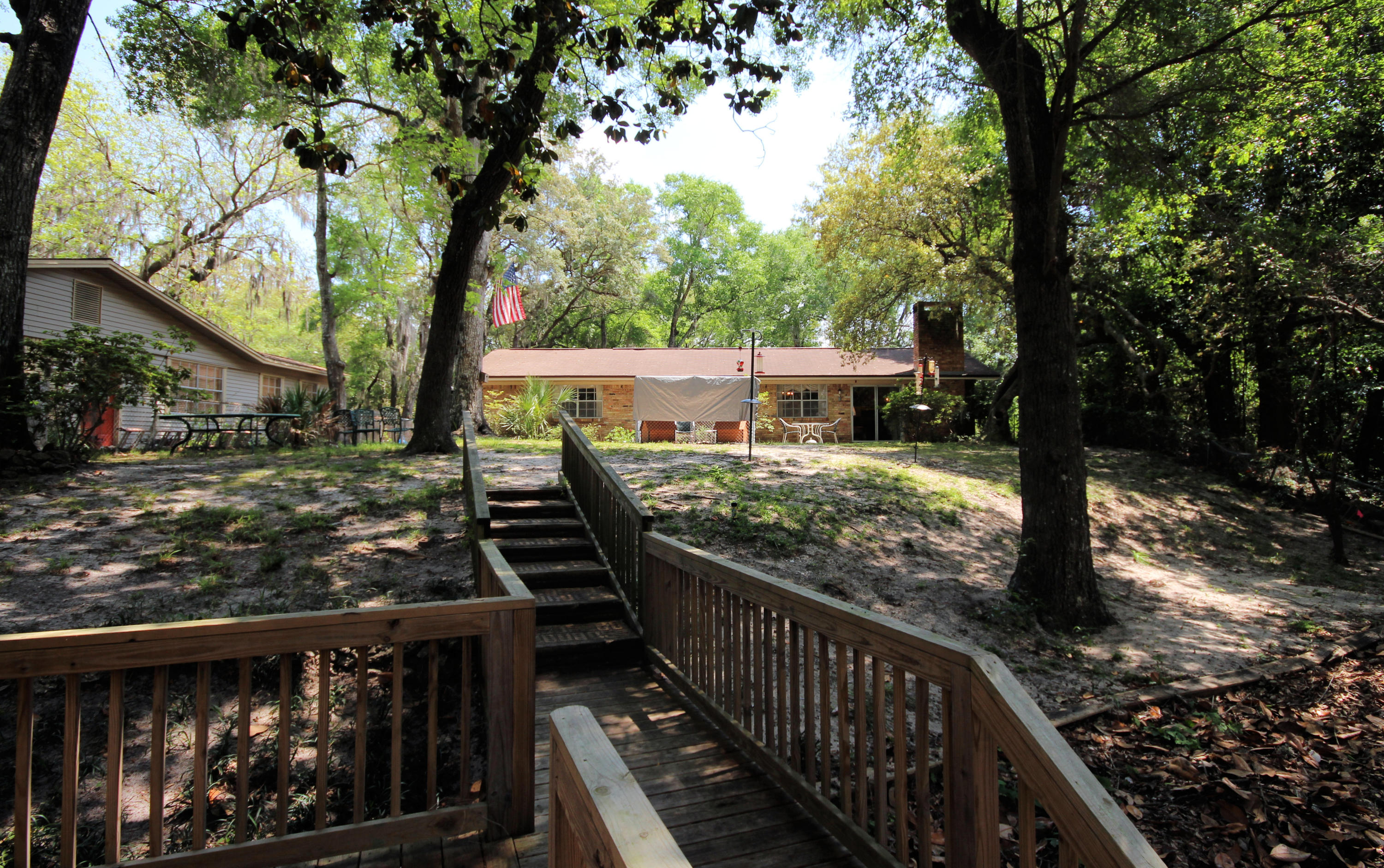 MAGNOLIA MANOR - Residential