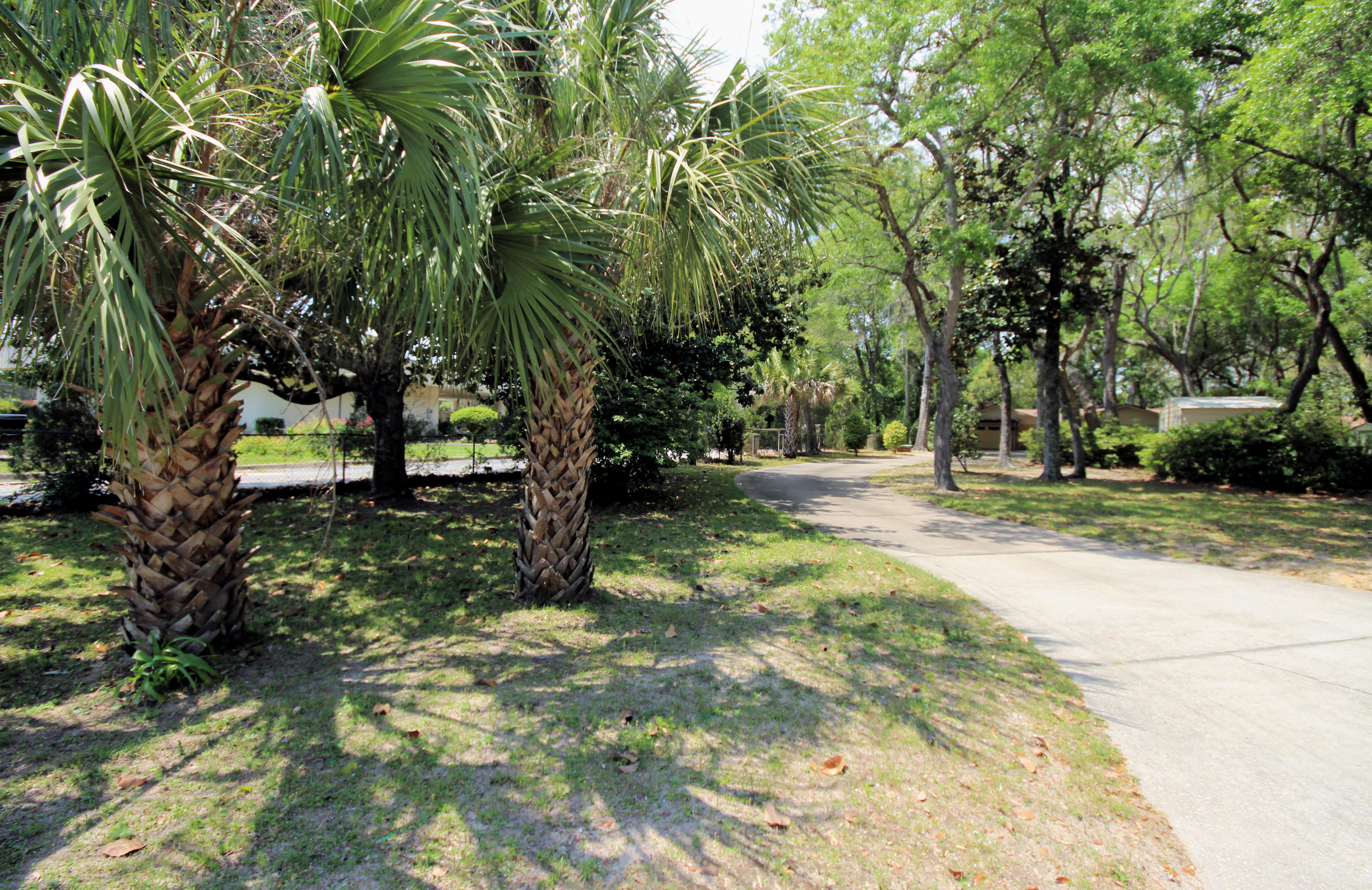 MAGNOLIA MANOR - Residential