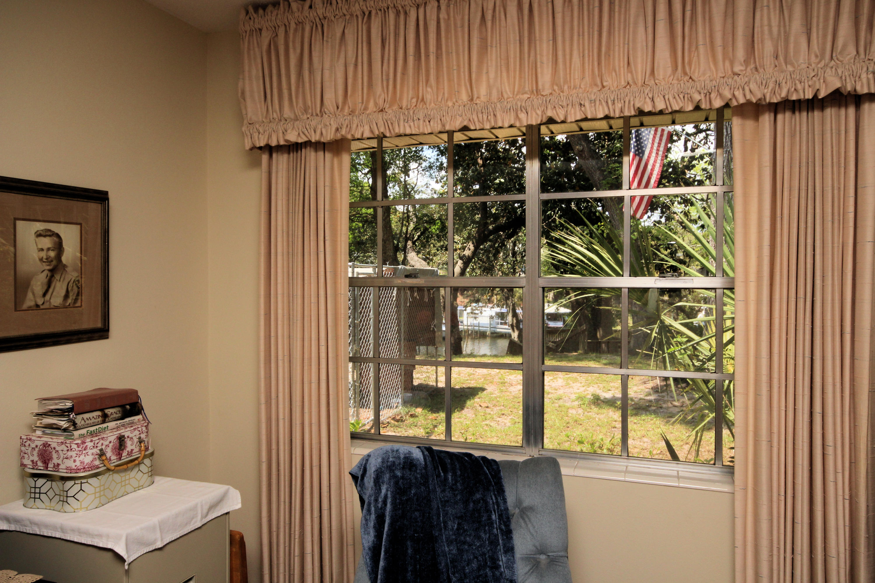 MAGNOLIA MANOR - Residential