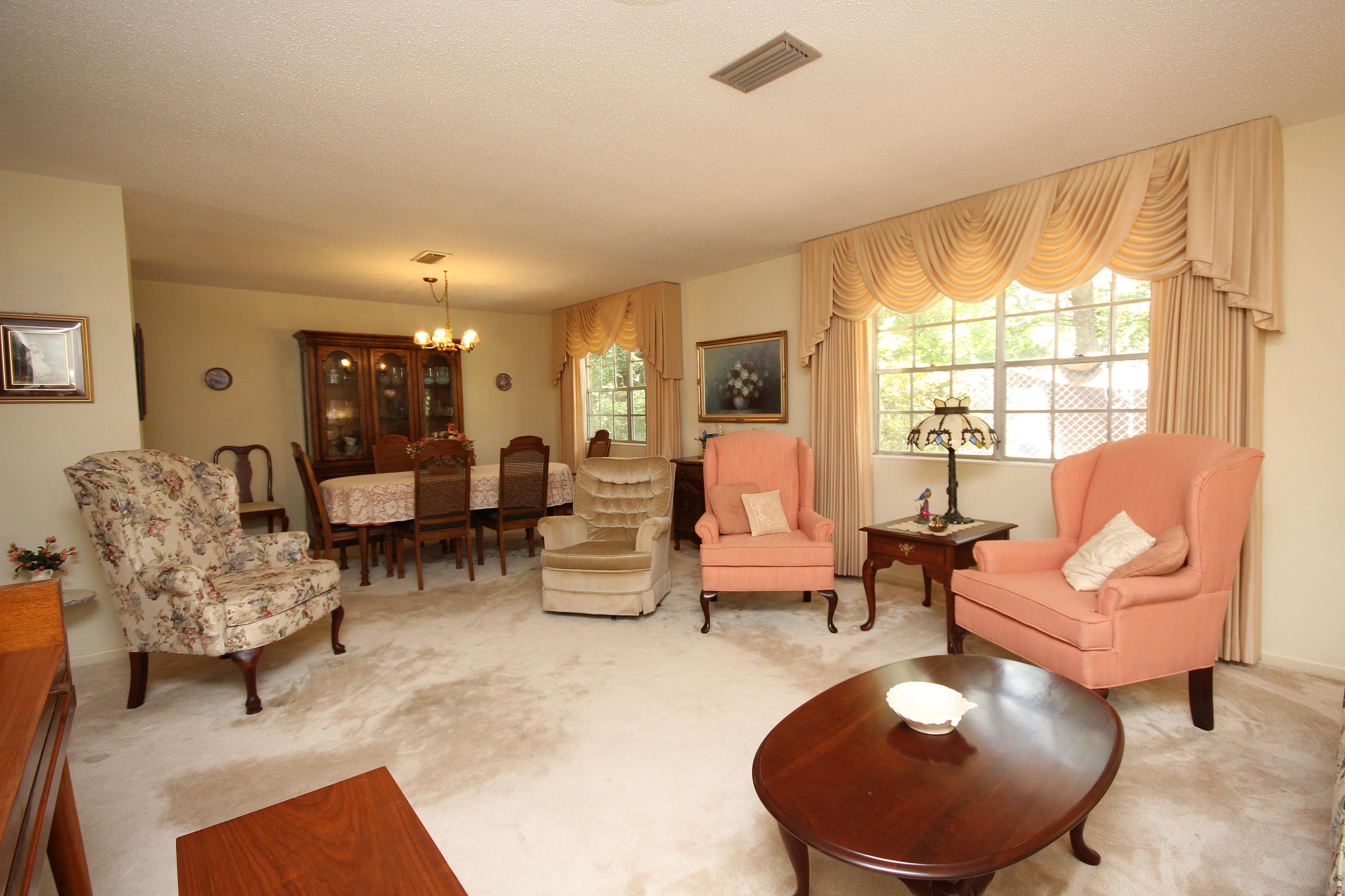 MAGNOLIA MANOR - Residential