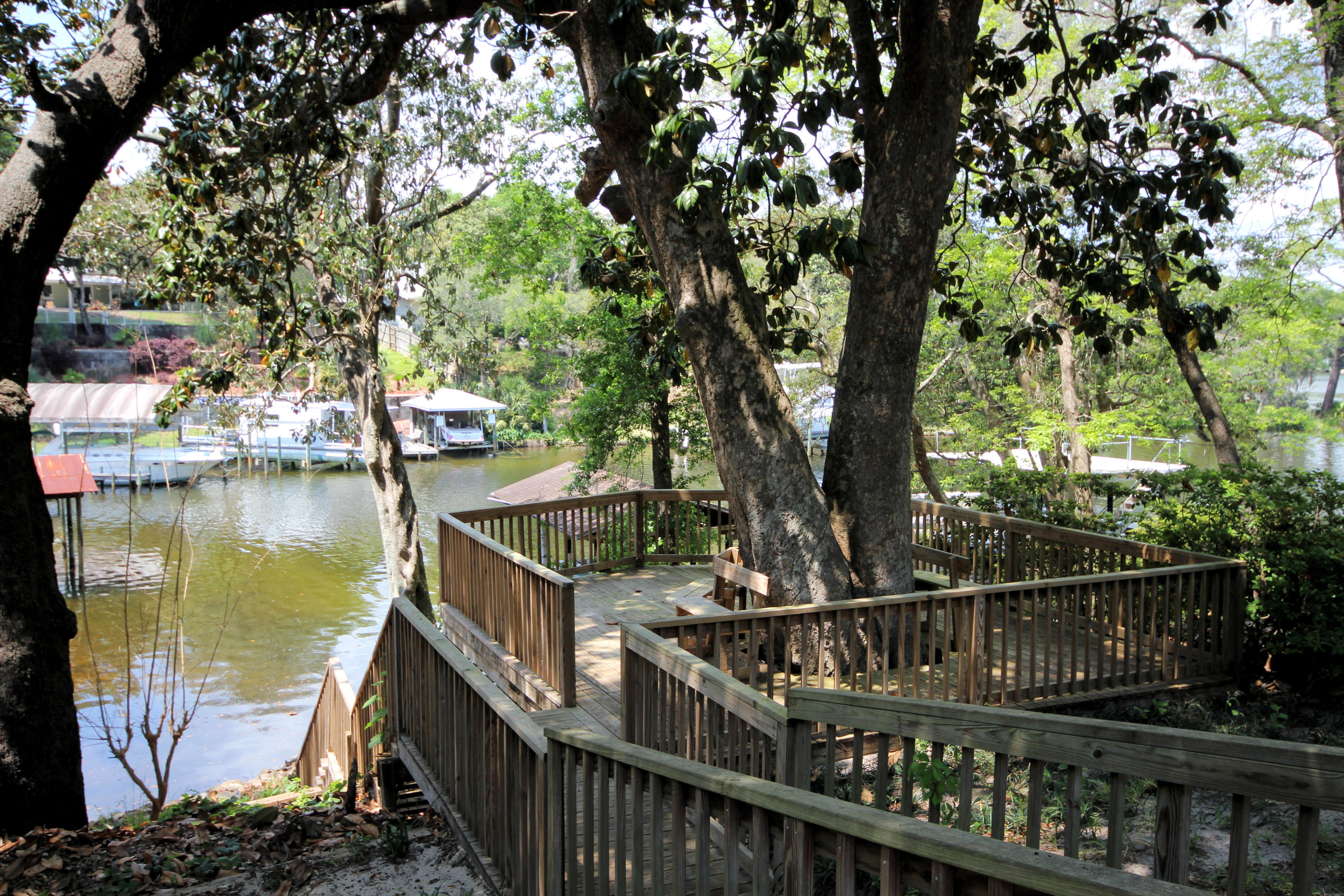 MAGNOLIA MANOR - Residential