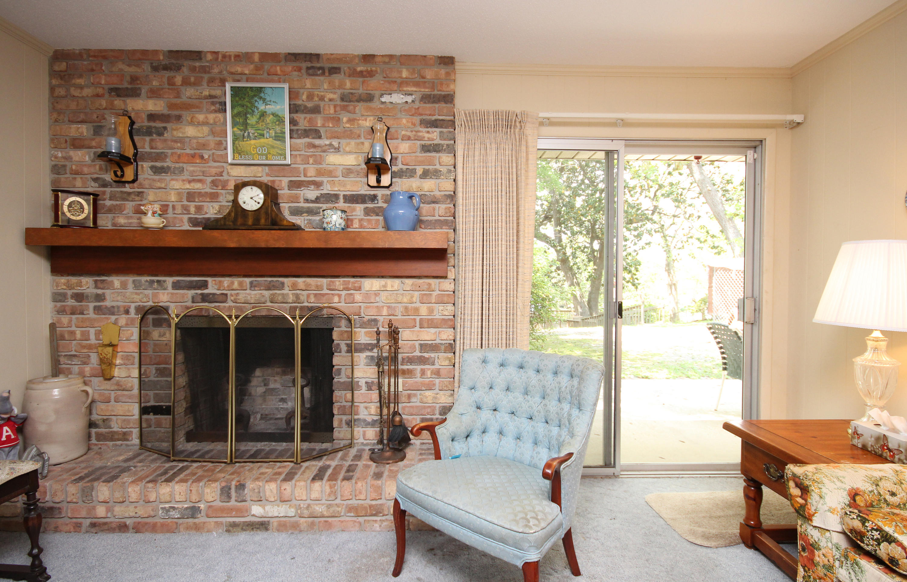 MAGNOLIA MANOR - Residential