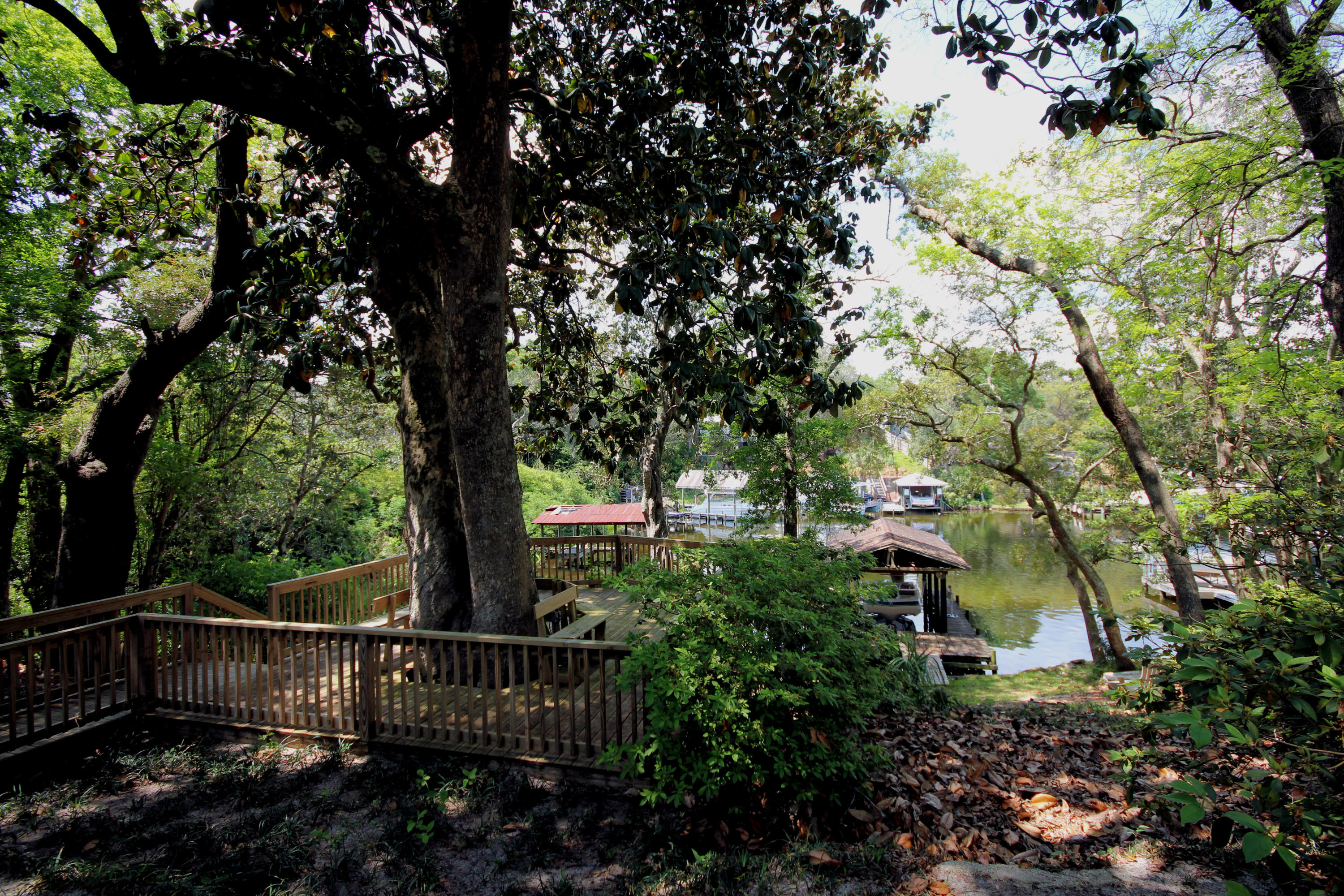 MAGNOLIA MANOR - Residential