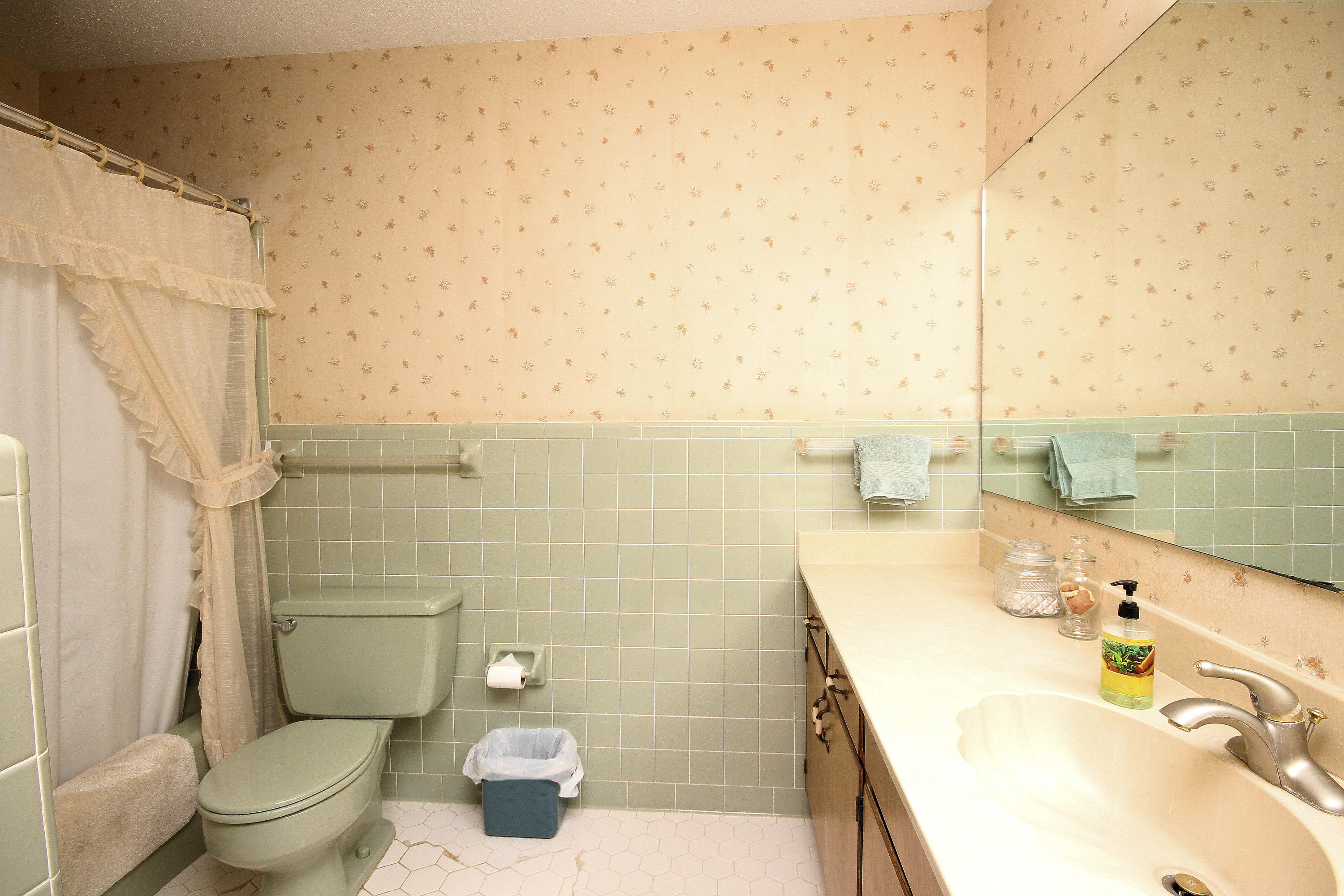 MAGNOLIA MANOR - Residential