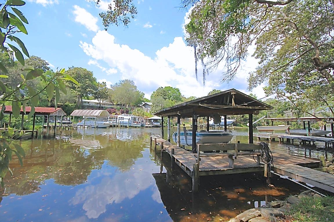 MAGNOLIA MANOR - Residential