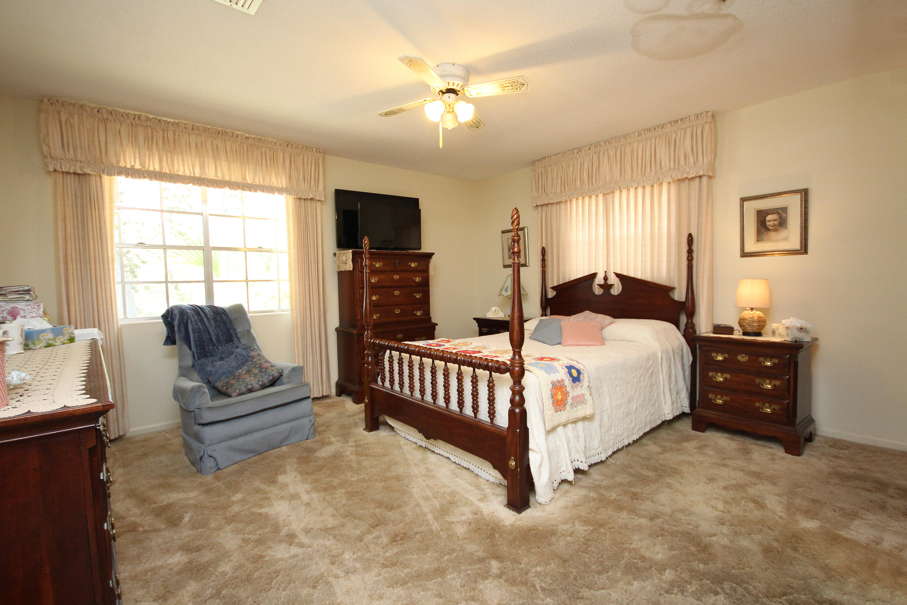 MAGNOLIA MANOR - Residential