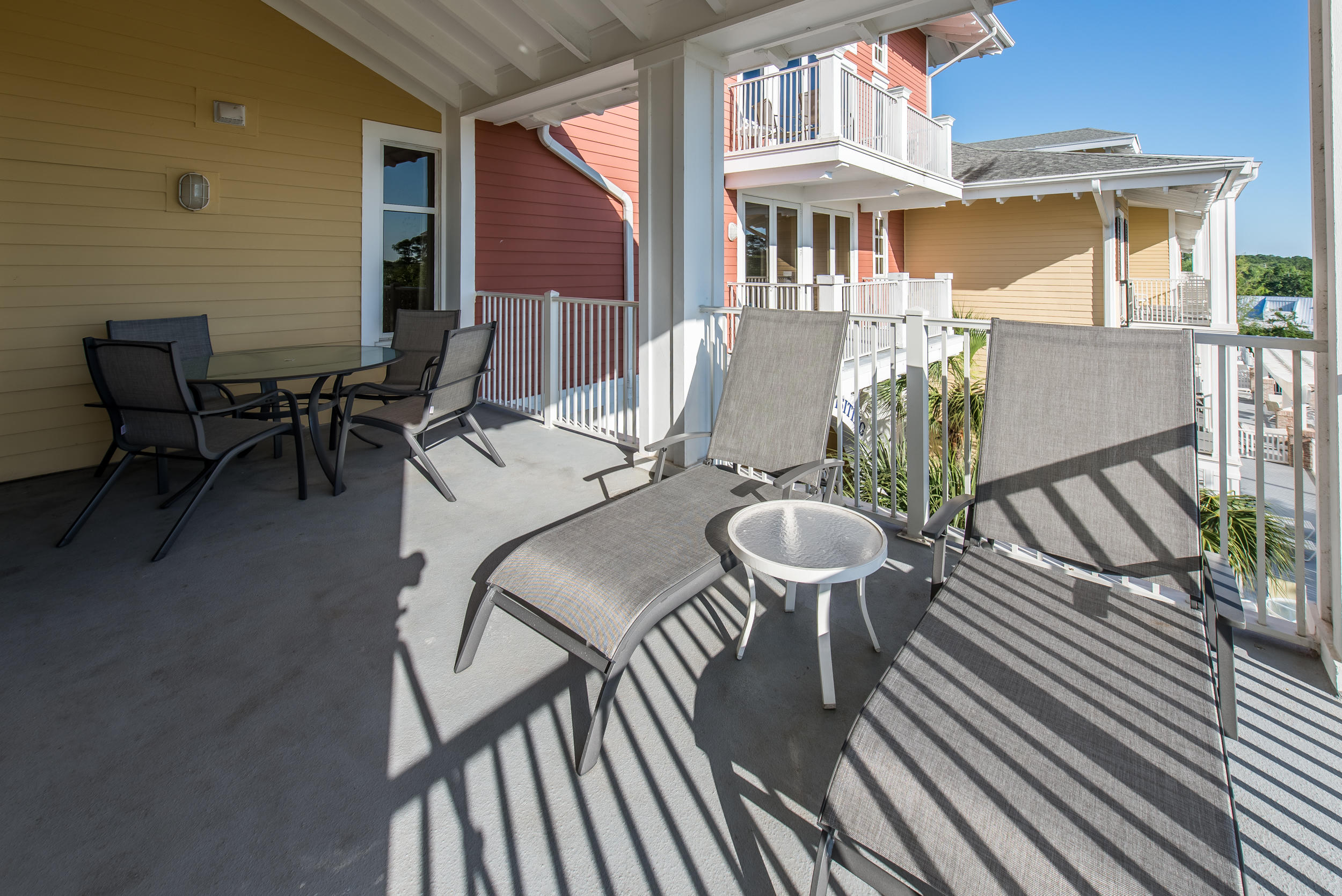 OBSERVATION POINT - Residential