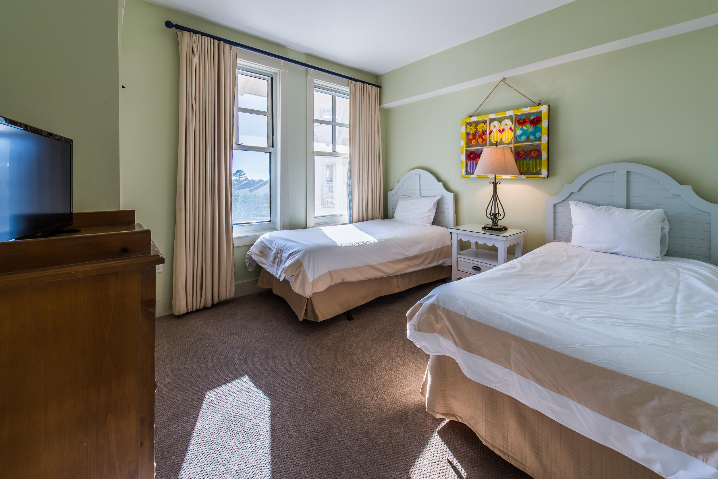 OBSERVATION POINT - Residential