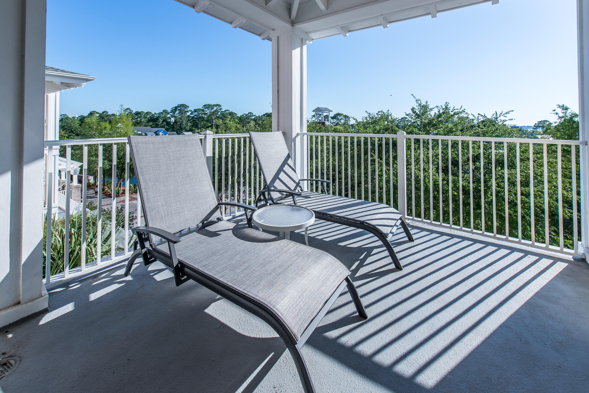 OBSERVATION POINT - Residential