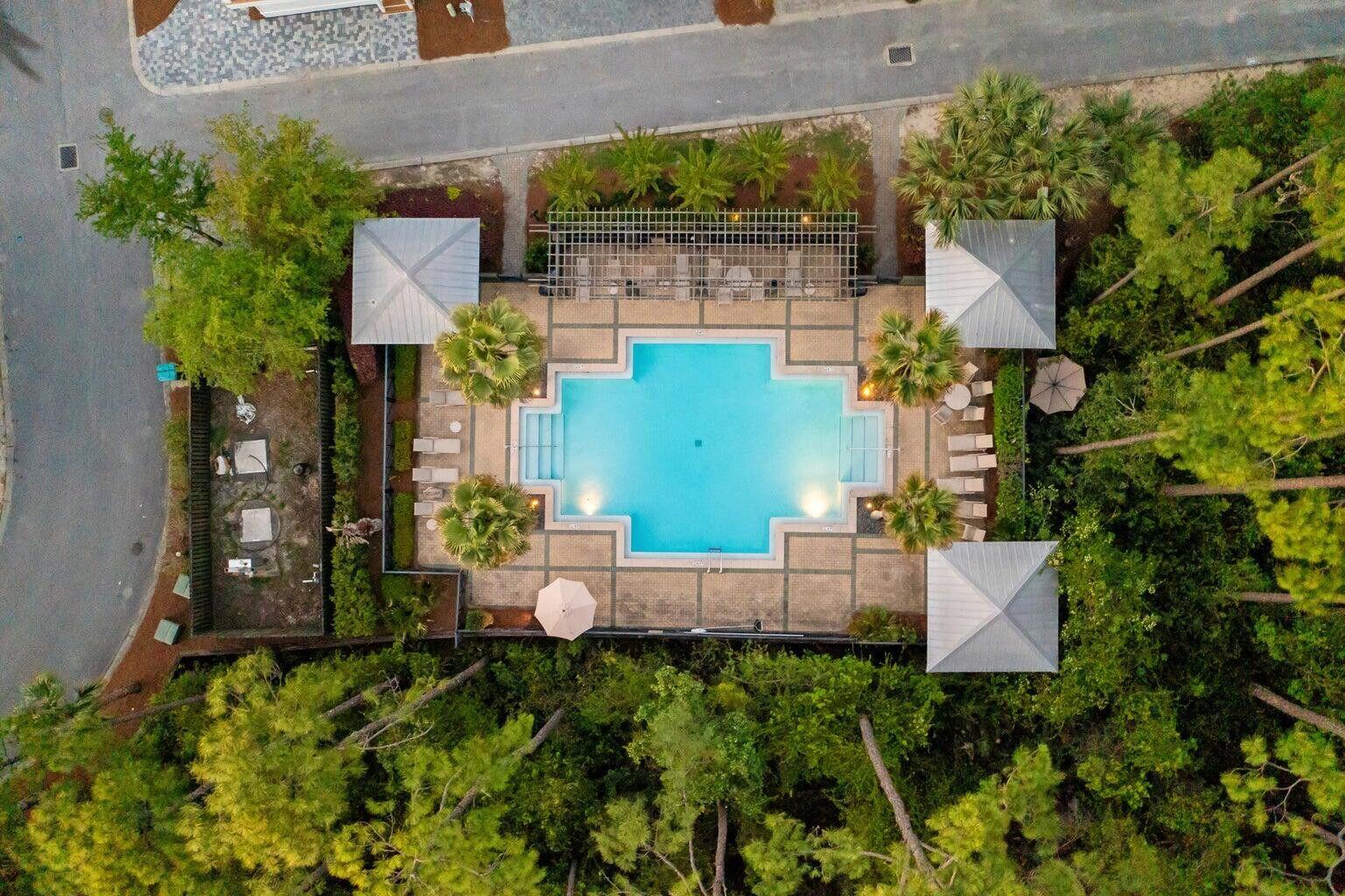 TREETOP VILLAGE - Residential