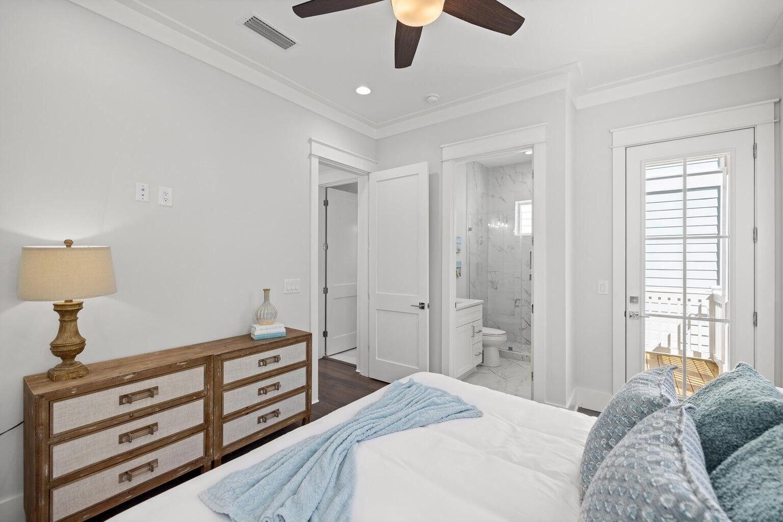 TREETOP VILLAGE - Residential