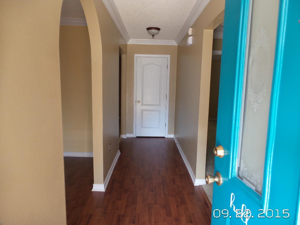 GOLDEN OAKS - Residential Lease
