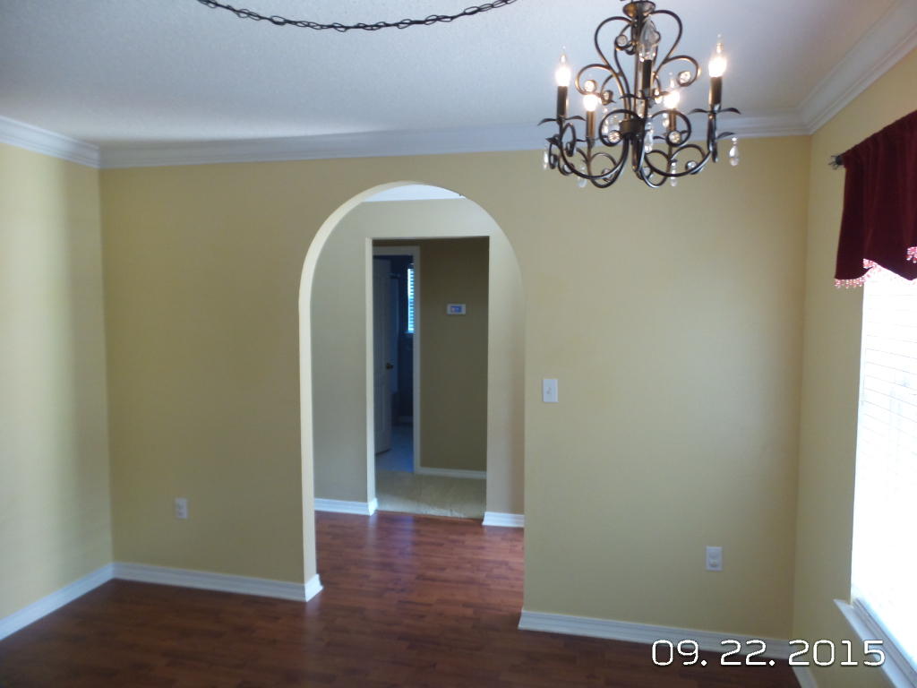 GOLDEN OAKS - Residential Lease